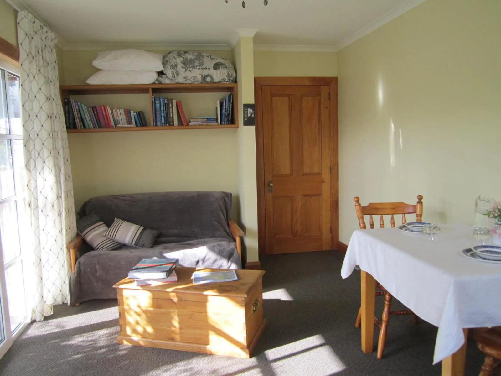Bed in Magnolia Cottage