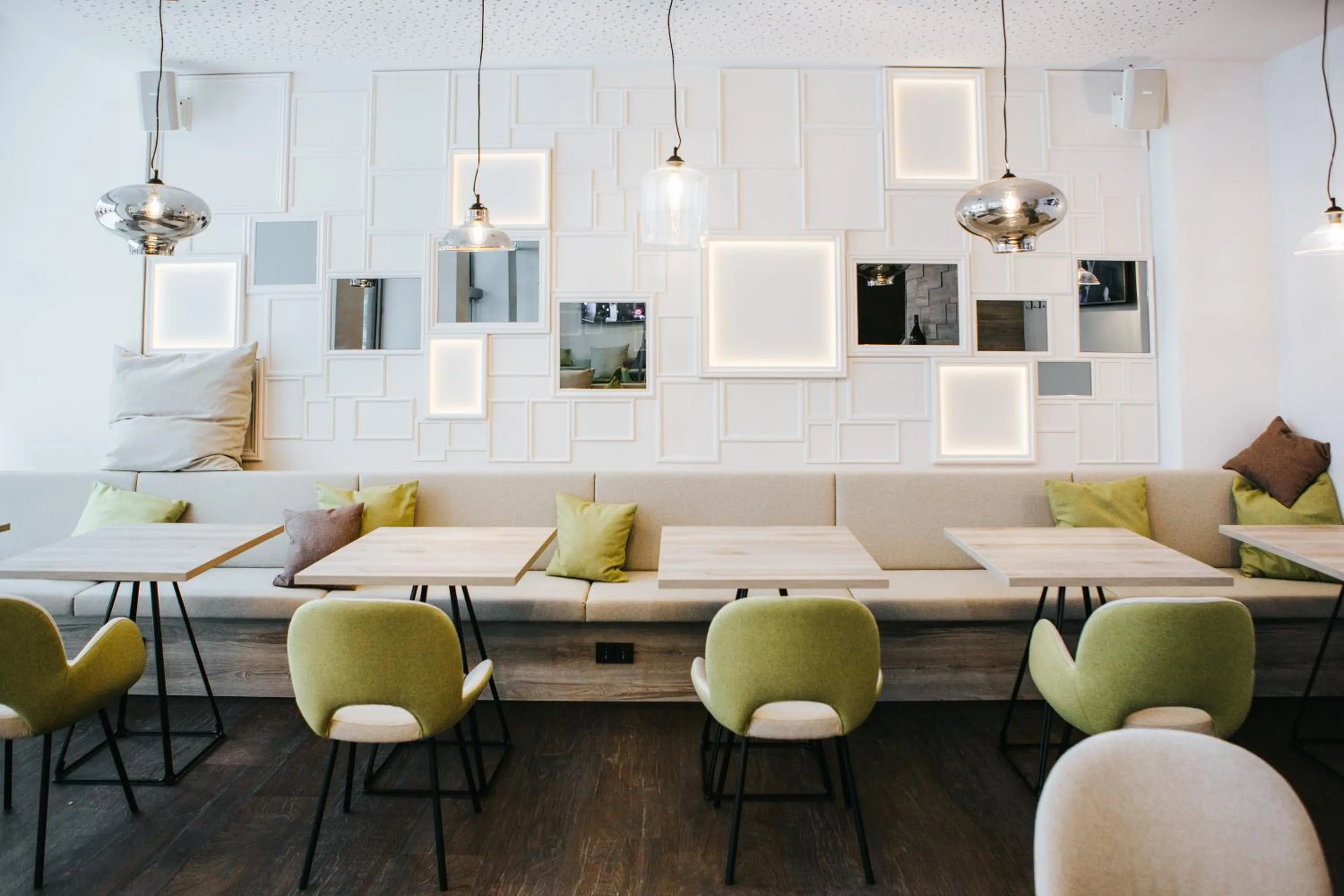 Restaurant/places to eat in Hotel Schwarzer Bär