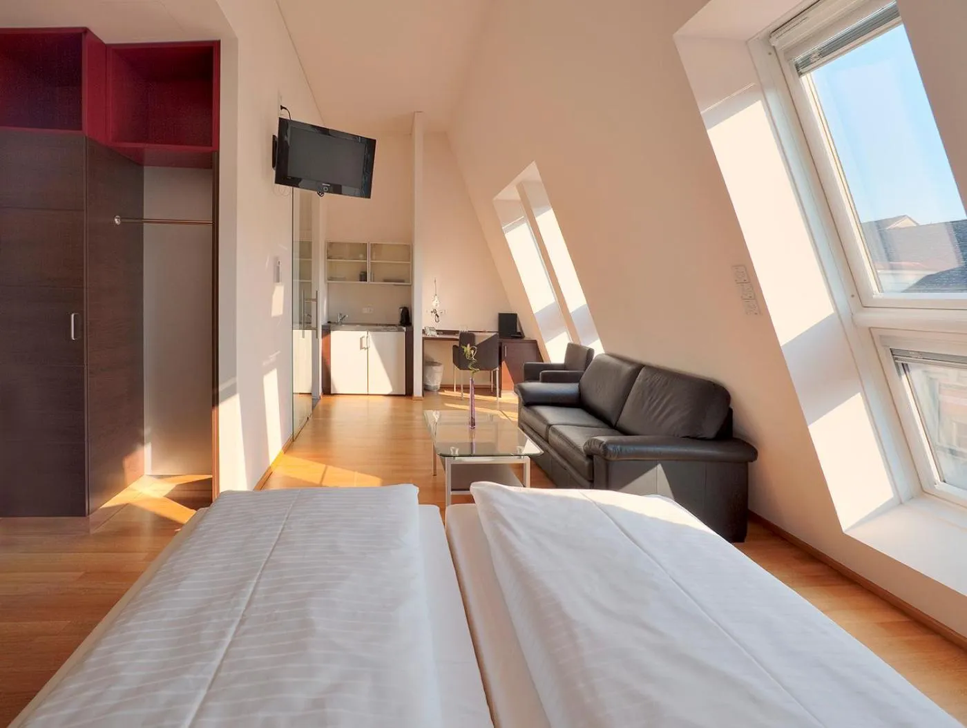 Bedroom, Bed in Hotel Schwarzer Bär