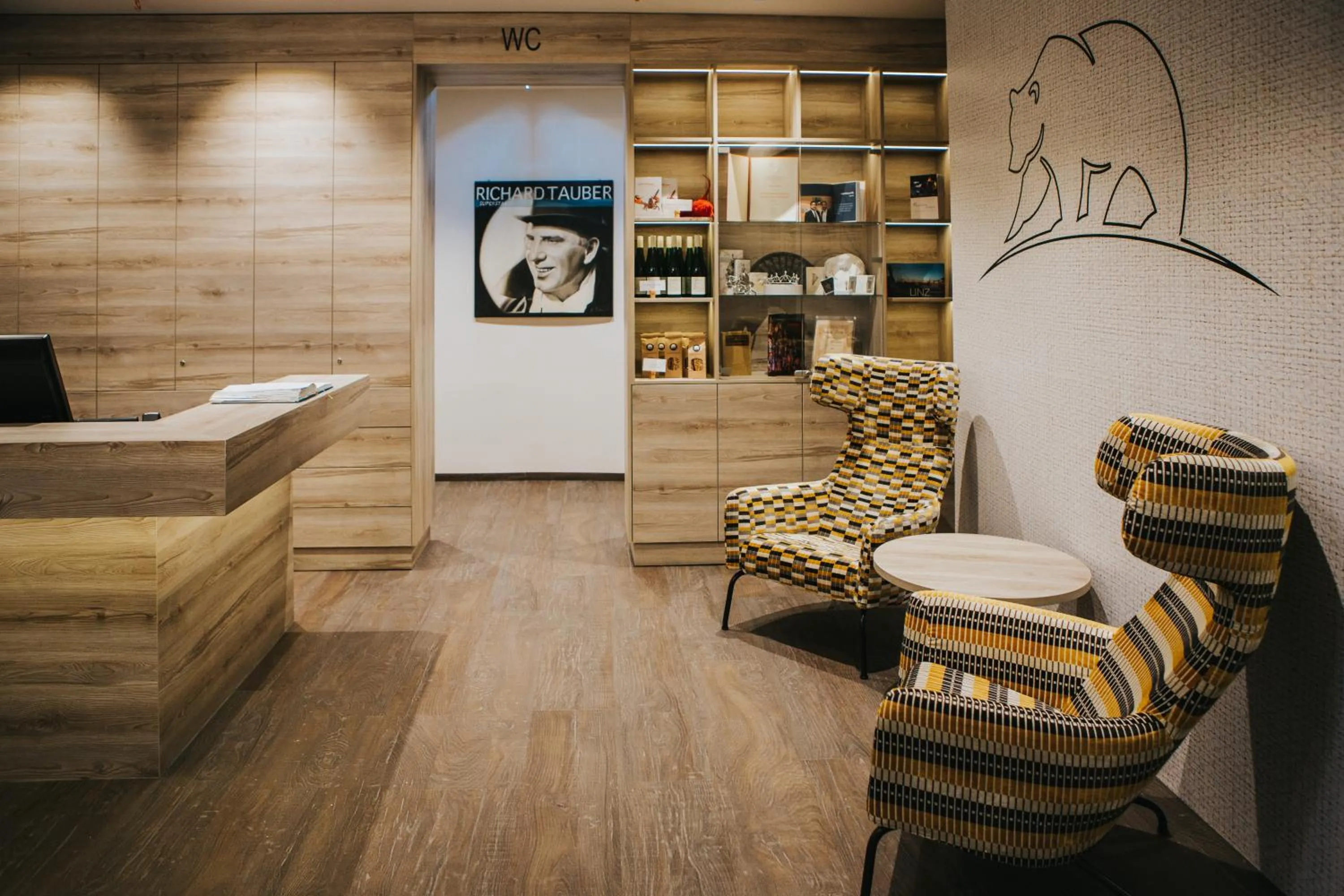 Restaurant/places to eat in Hotel Schwarzer Bär