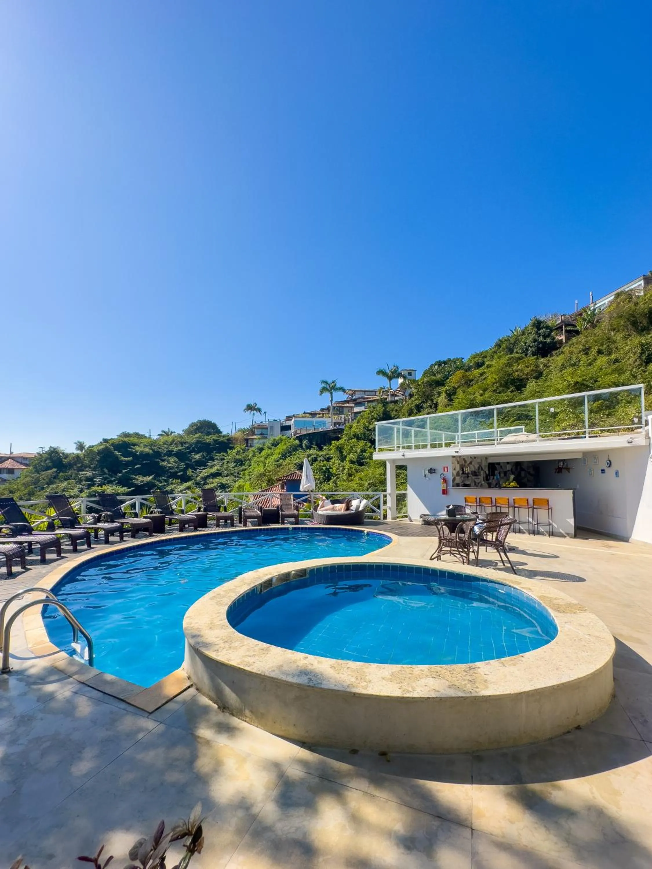 Swimming pool in Pousada Amancay