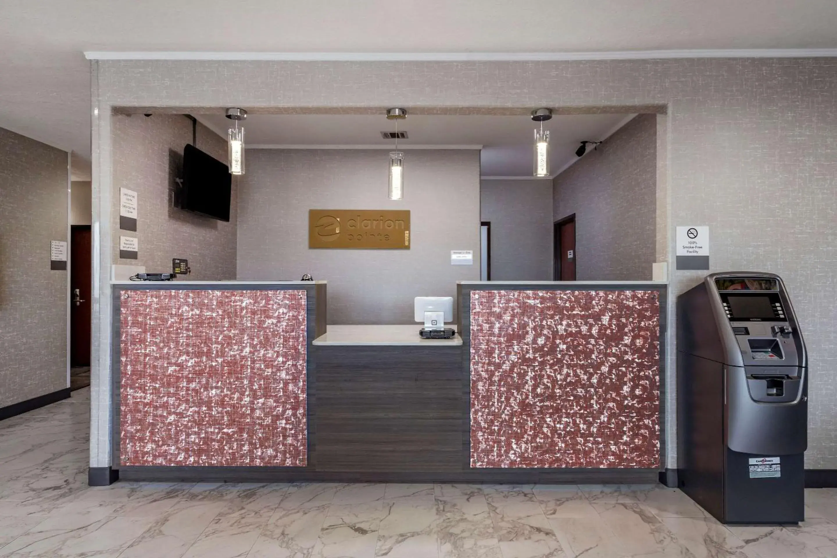 Lobby or reception in Clarion Pointe Sulphur - Lake Charles Lobby or reception in Clarion Pointe Sulphur - Lake Charles