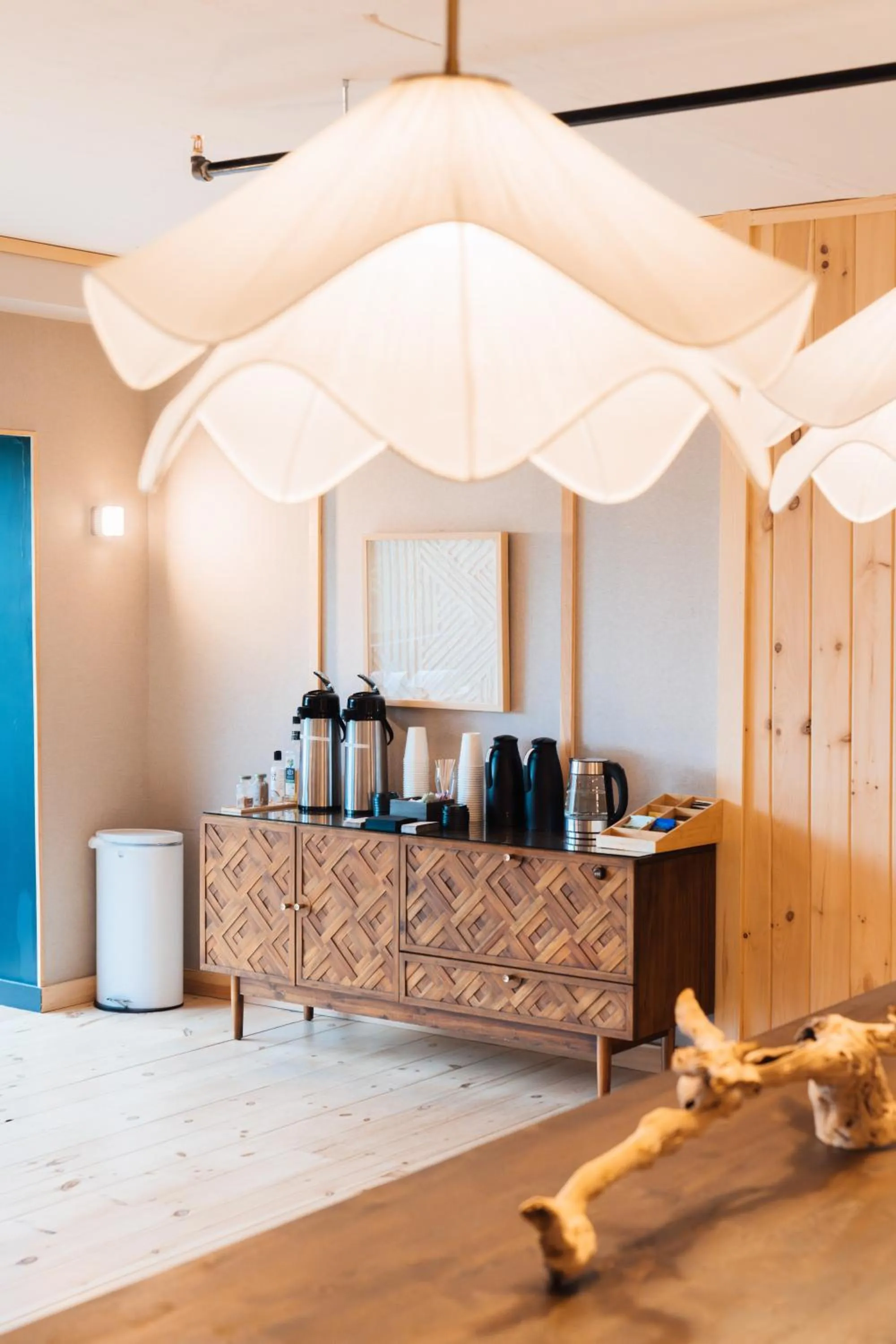 Coffee/tea facilities in Bluebird Lake Placid