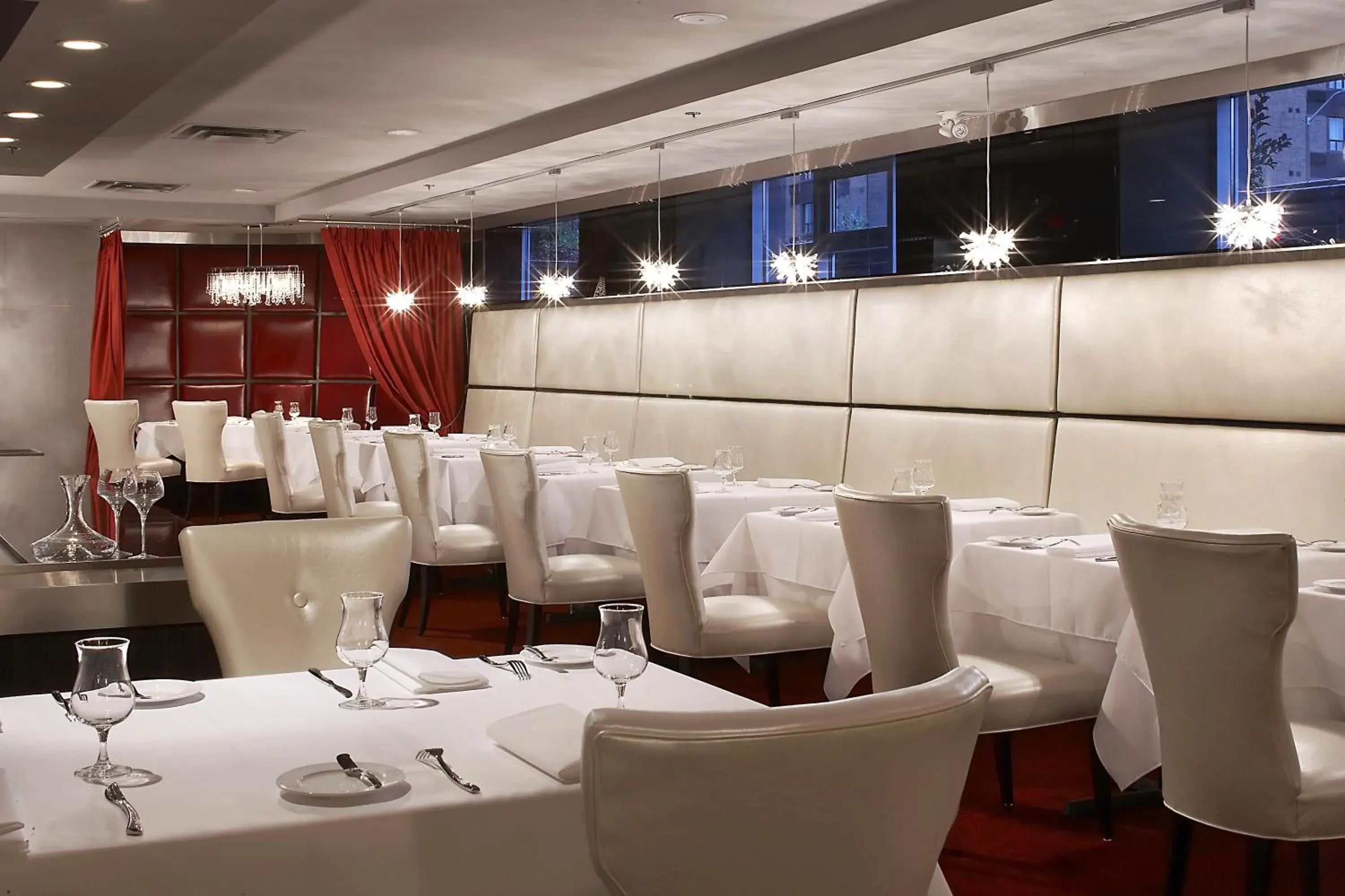 Restaurant/places to eat in Sterling Inn & Spa Restaurant/places to eat in Sterling Inn & Spa