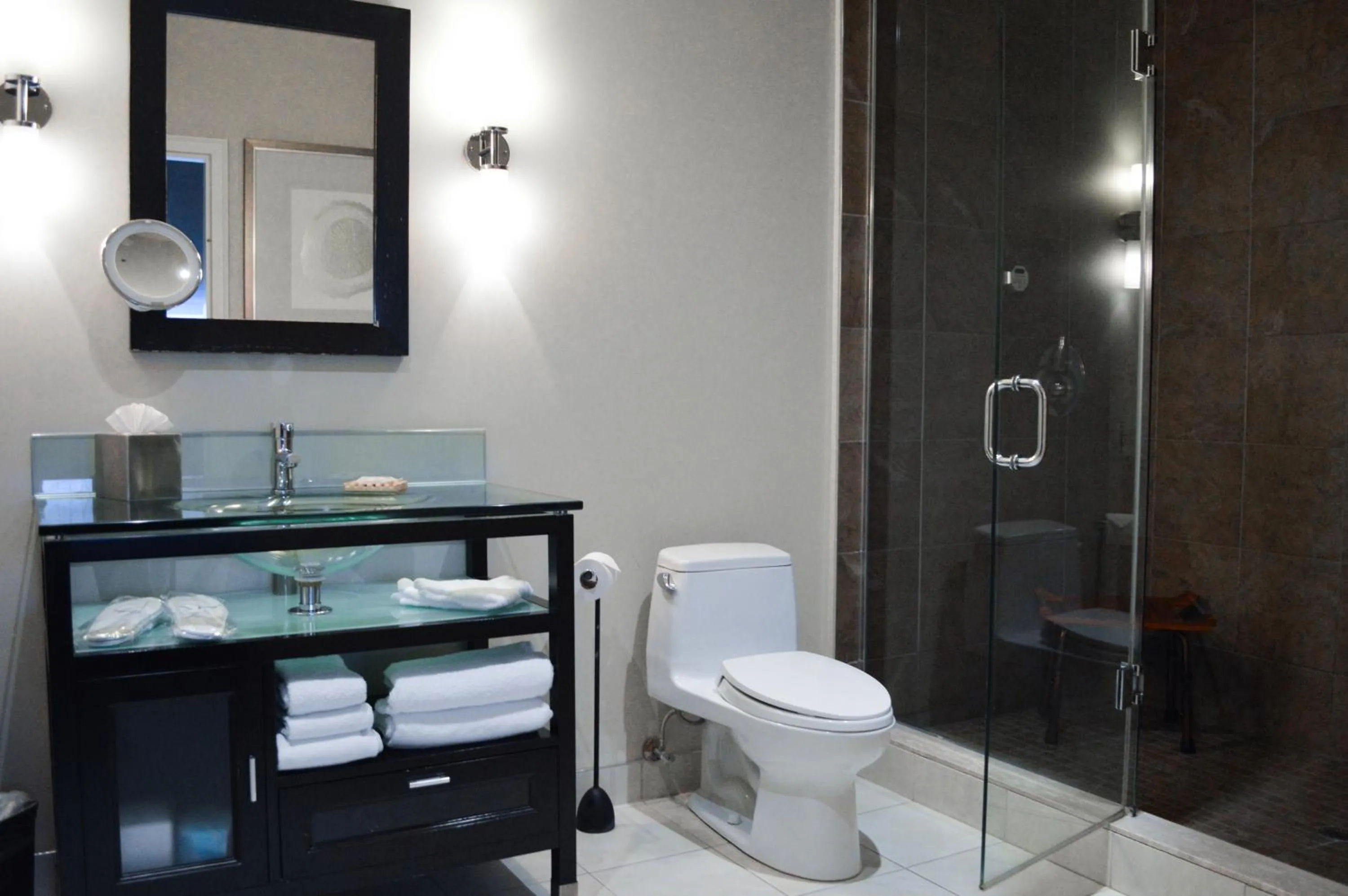 Bathroom in Sterling Inn & Spa