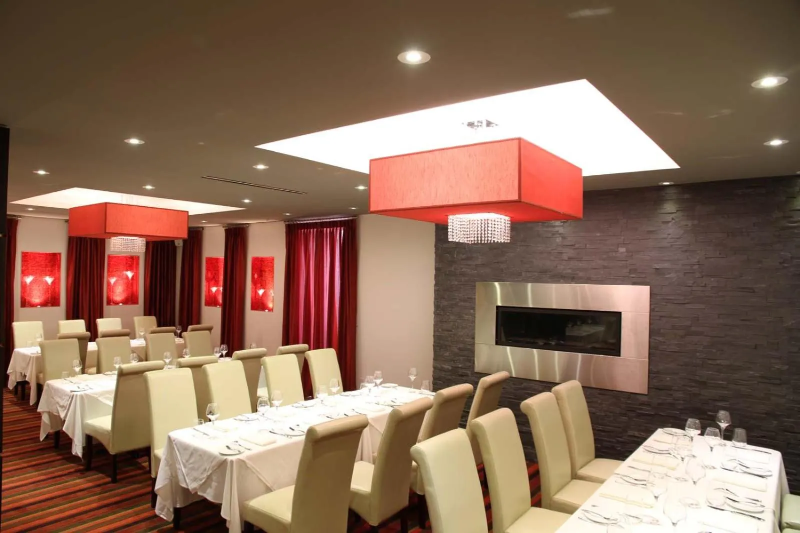 Banquet/Function facilities in Sterling Inn & Spa