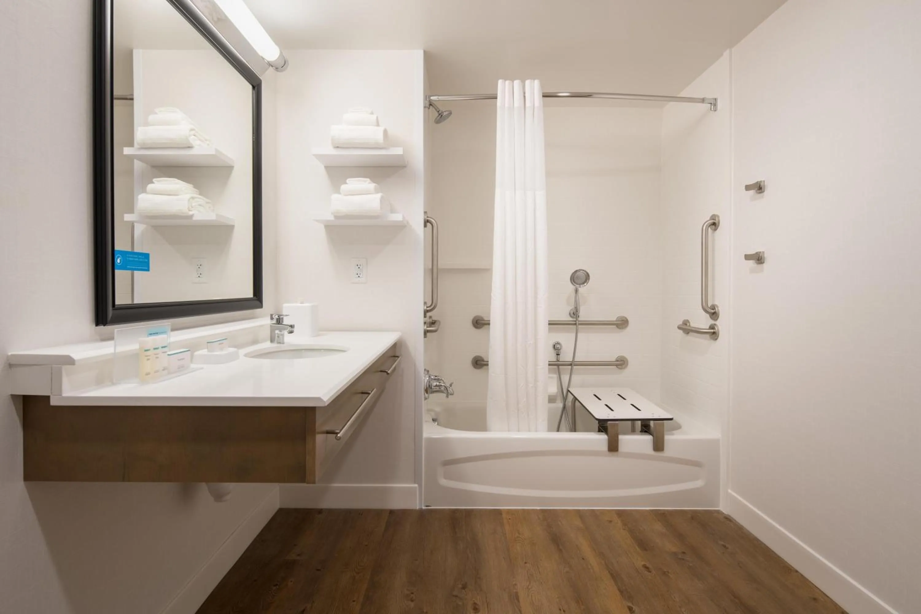 Bathroom in Hampton Inn And Suites By Hilton Portland-Pearl District