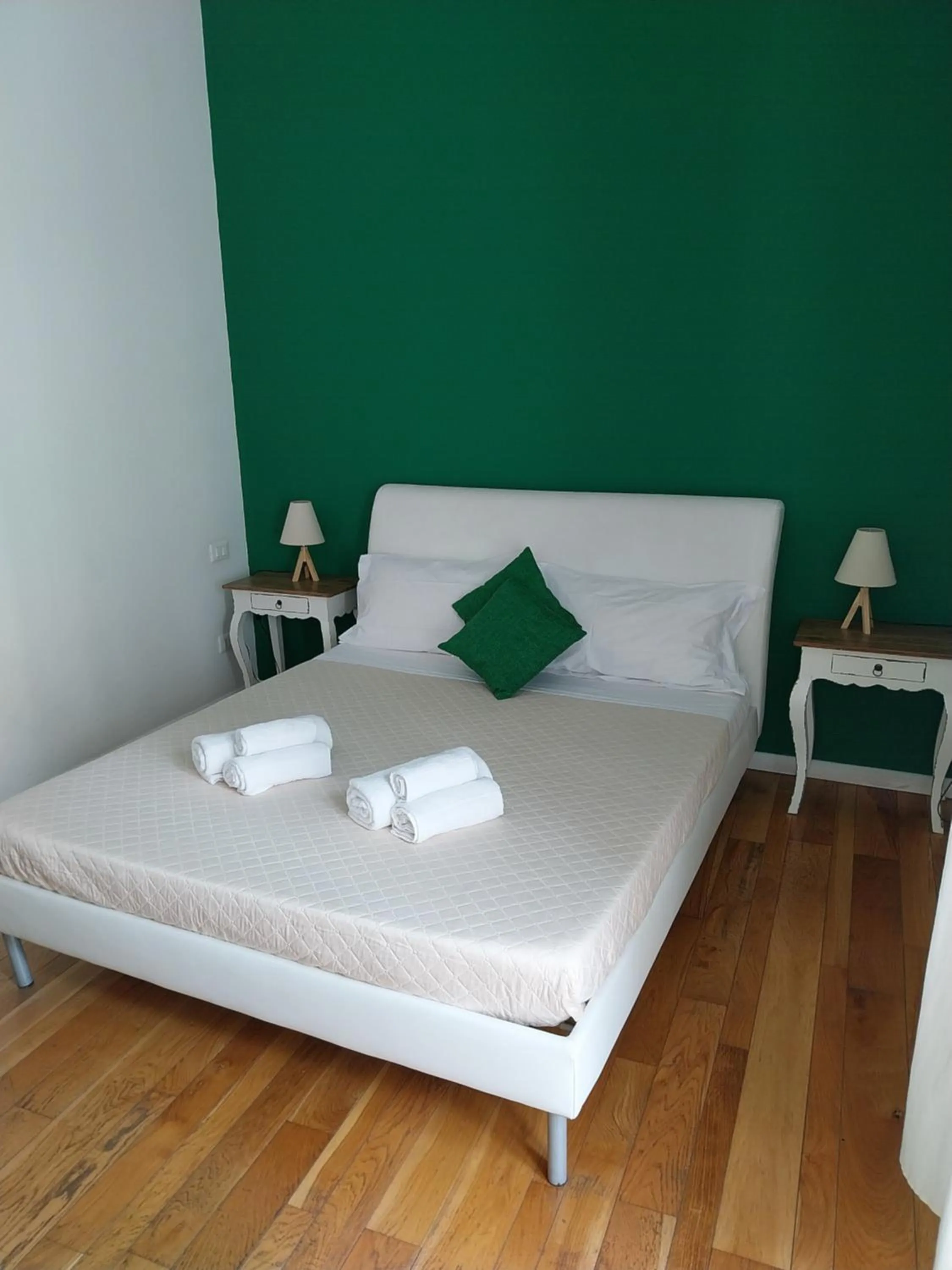 Bedroom, Bed in 315 Via Roma Rooms centro