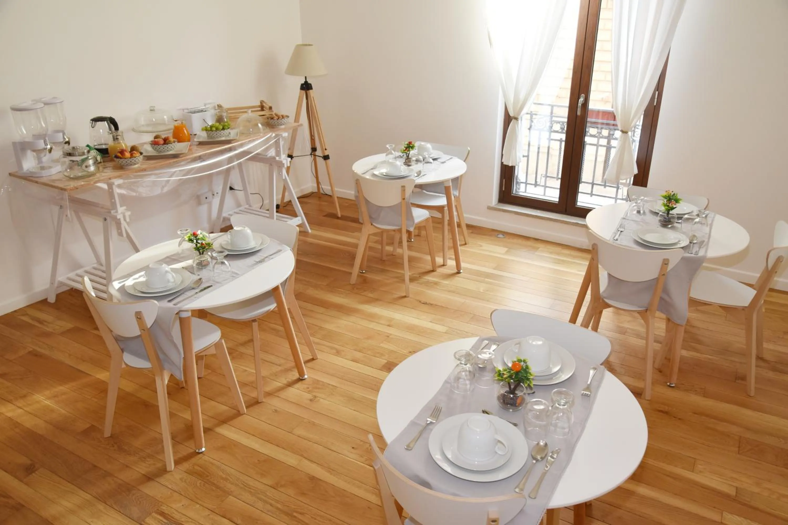 Living room in 315 Via Roma Rooms centro