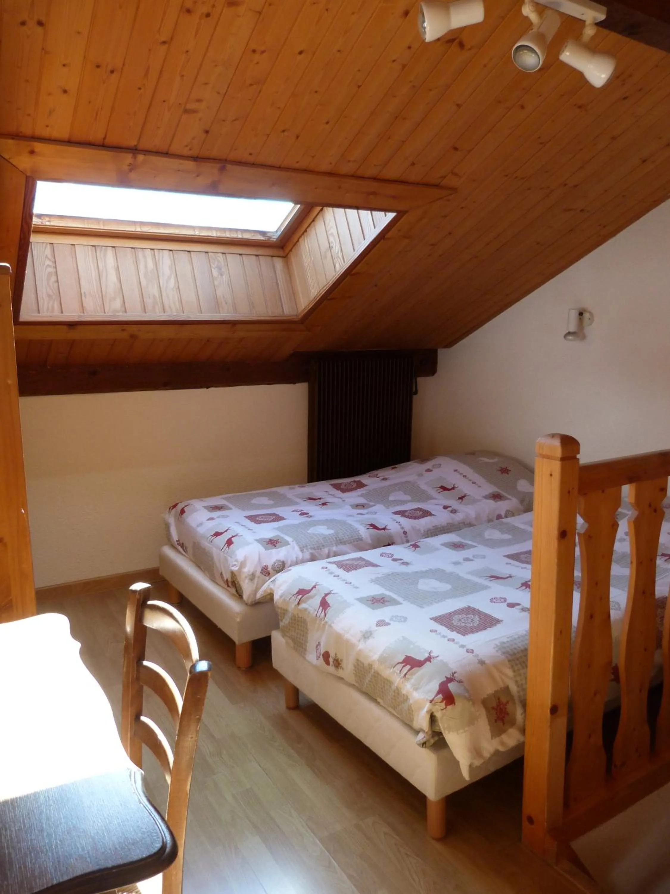 Photo of the whole room, Bed in Hôtel Belalp