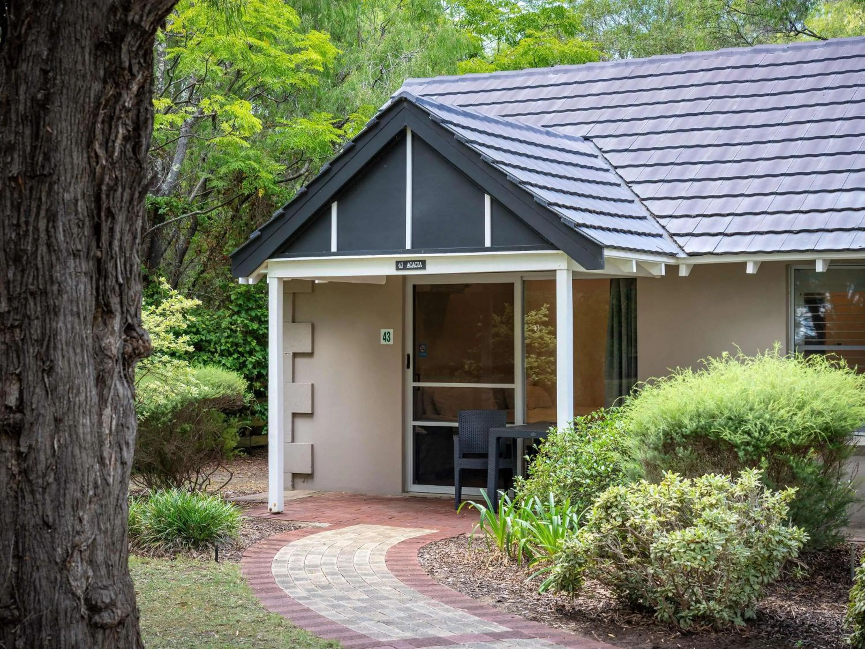 Property building in Bayview Geographe Resort