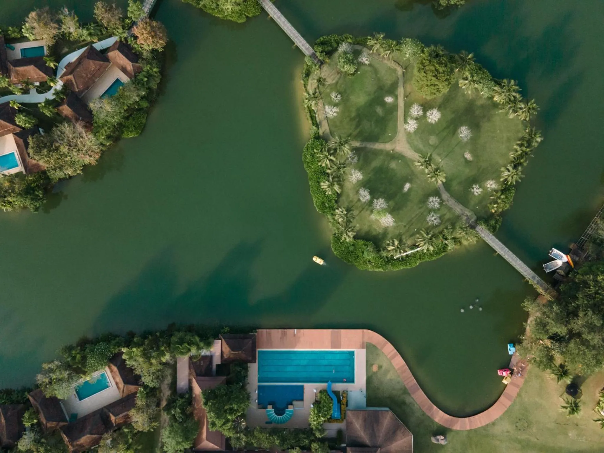 Property building in Bor Saen Pool Villa