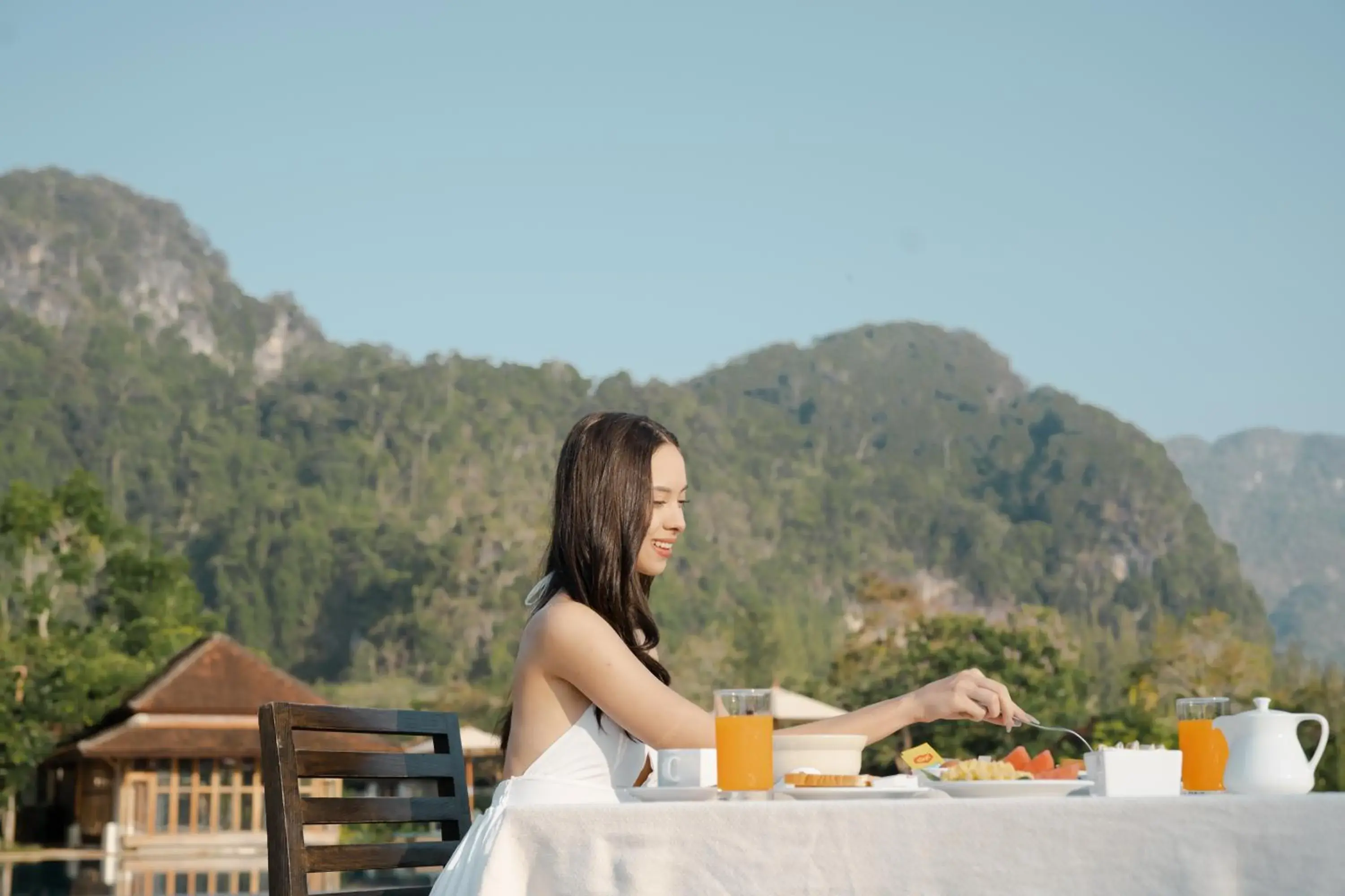 Restaurant/places to eat in Bor Saen Pool Villa Restaurant/places to eat in Bor Saen Pool Villa