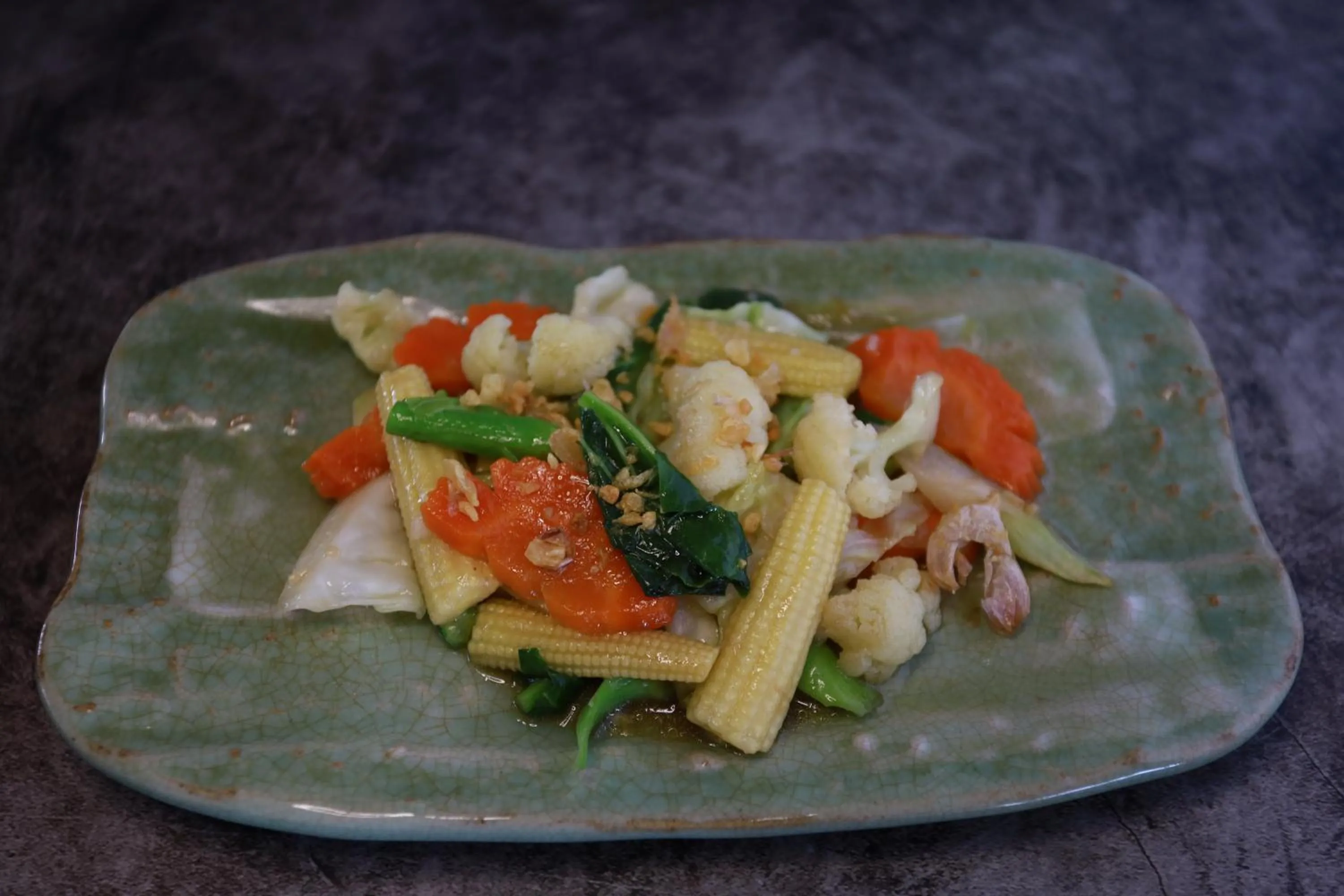 Food and drinks in Bor Saen Pool Villa