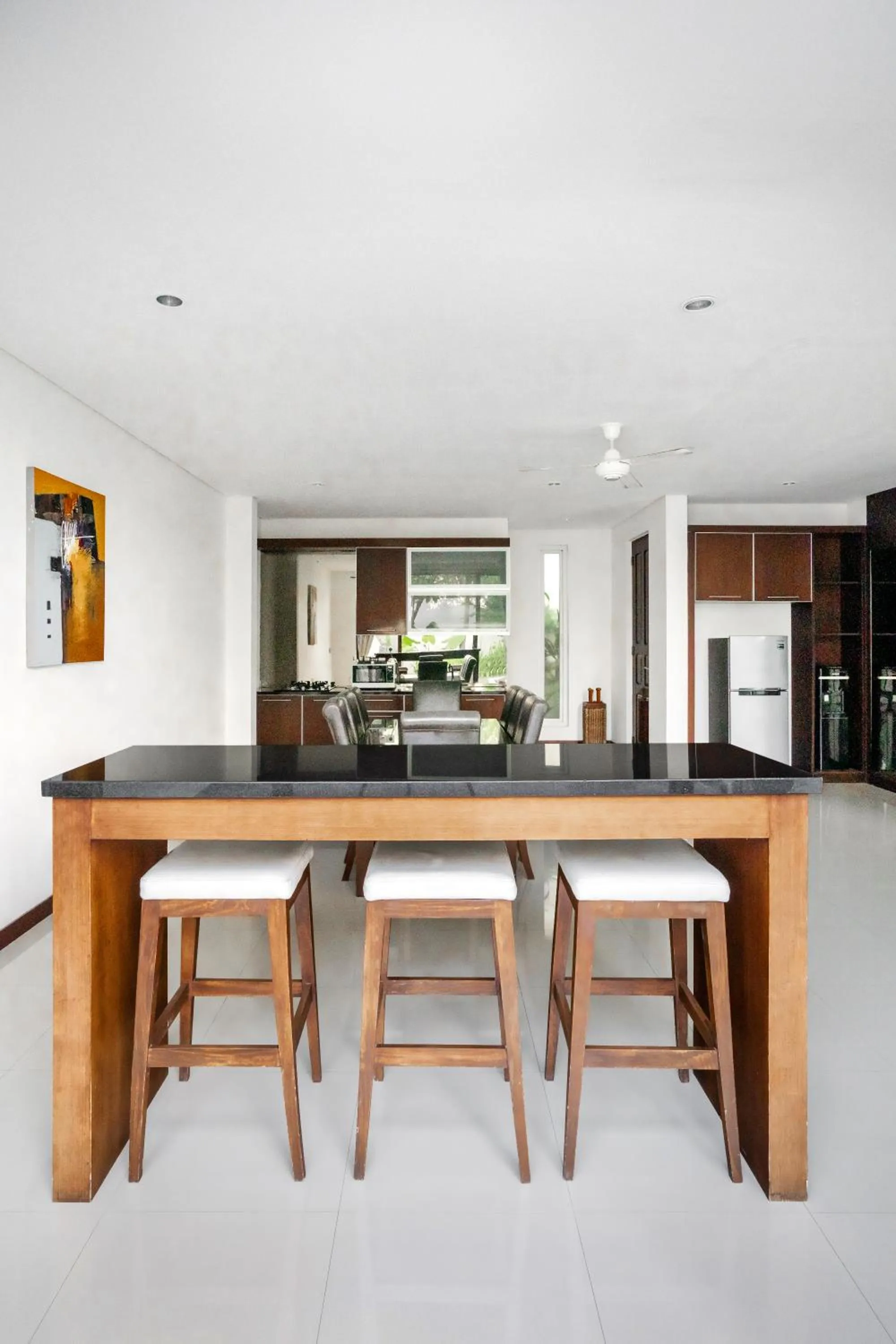 Dining area in Danoya Private Luxury Residences