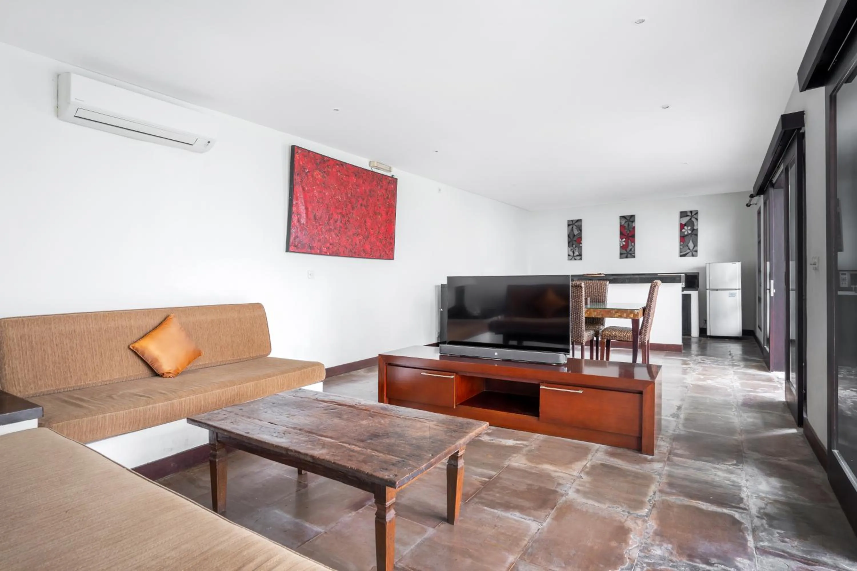 TV and multimedia in Danoya Private Luxury Residences