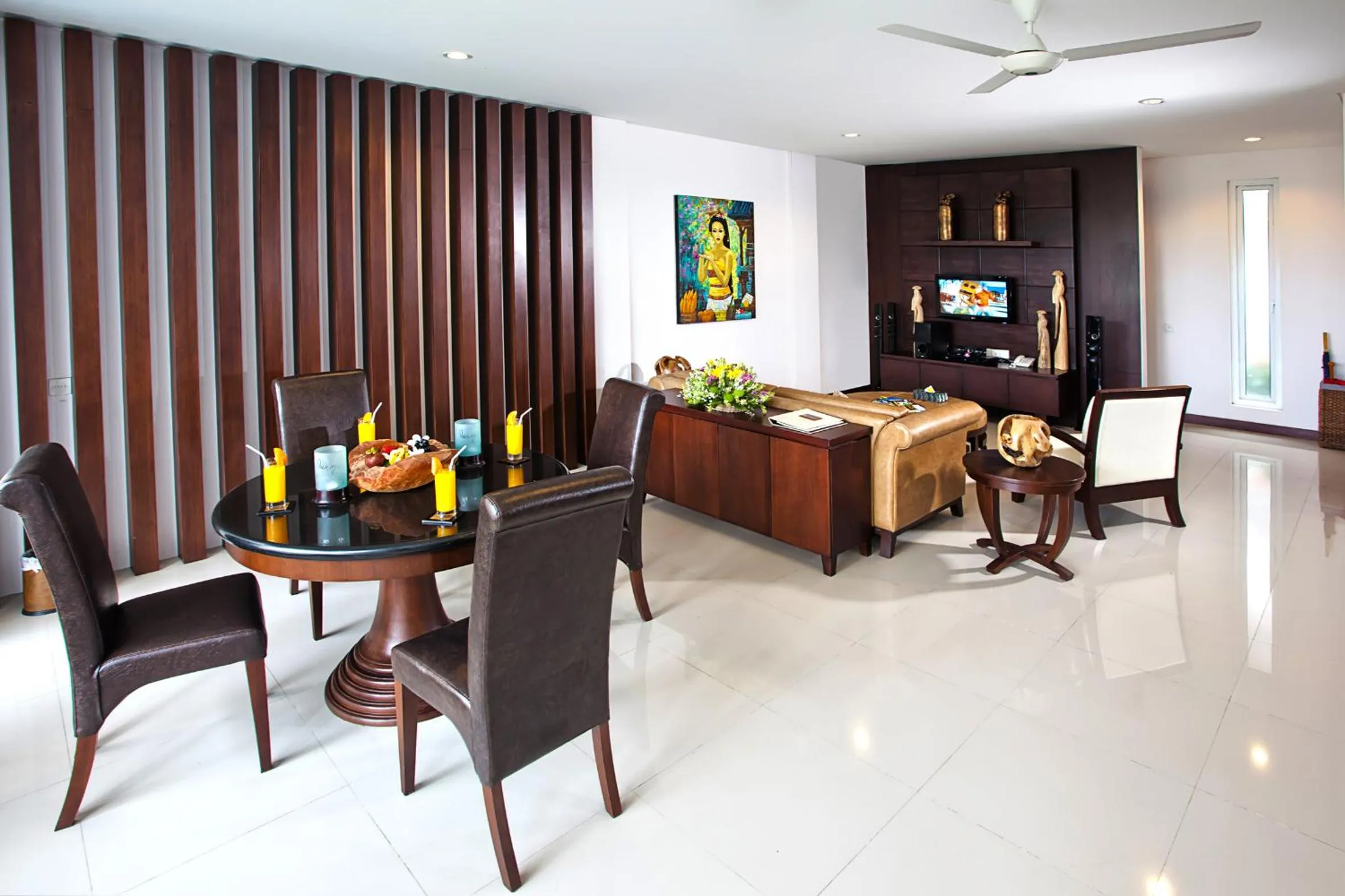 Living room in Danoya Private Luxury Residences