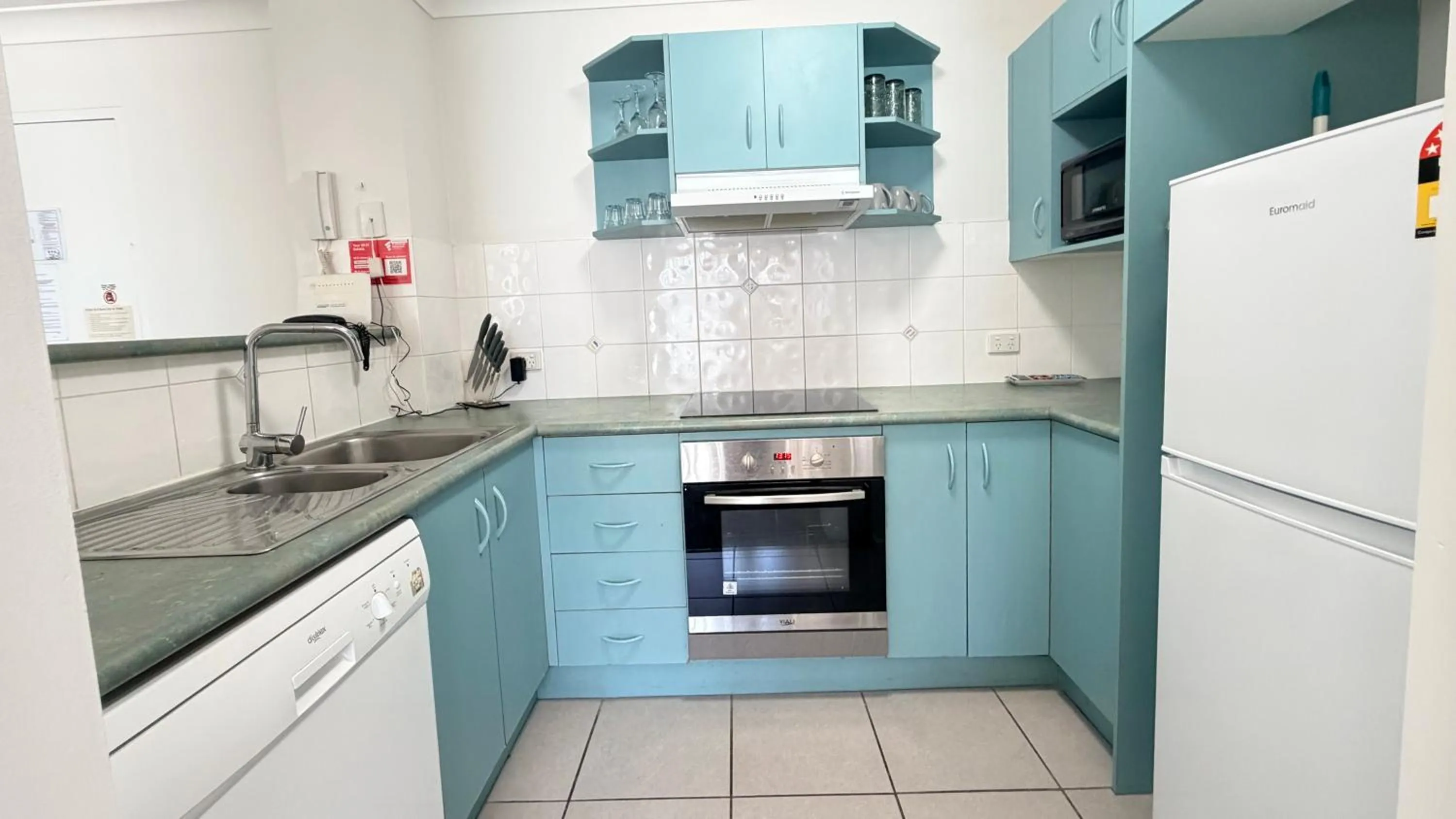 kitchen in Santana Resort Surfers Paradise