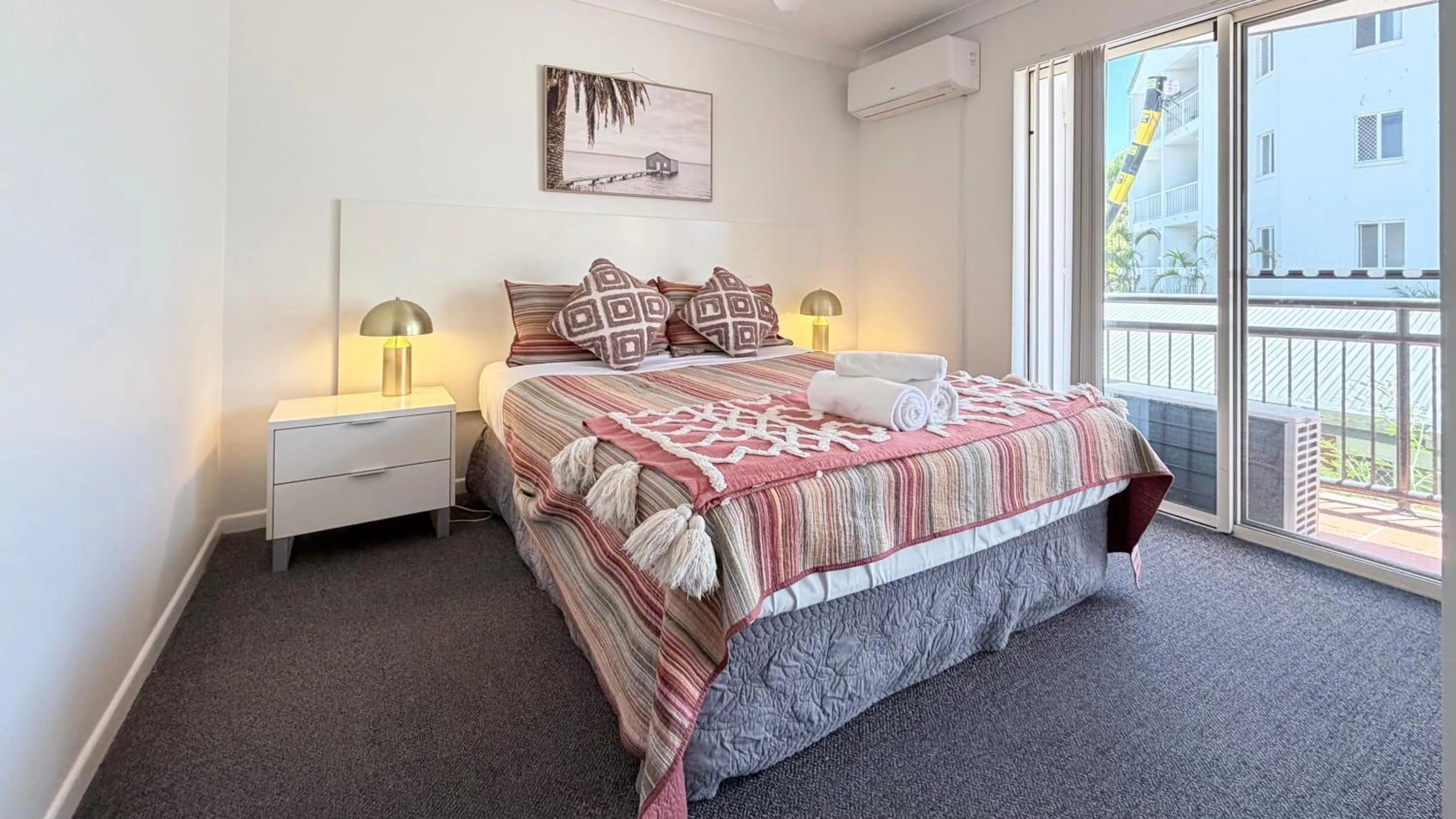 Bedroom, Bed in Santana Resort Surfers Paradise