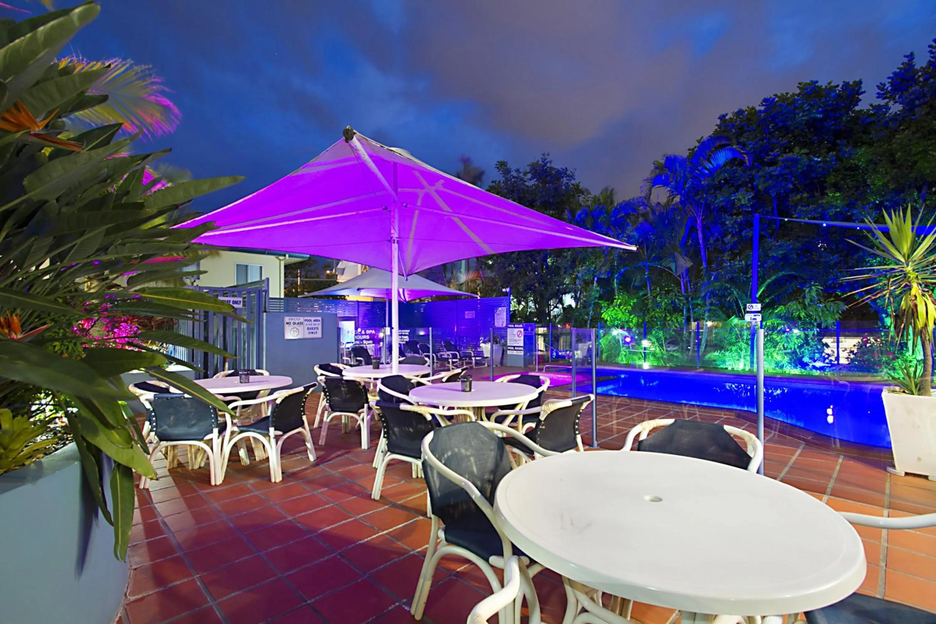 Patio in Santana Resort Surfers Paradise