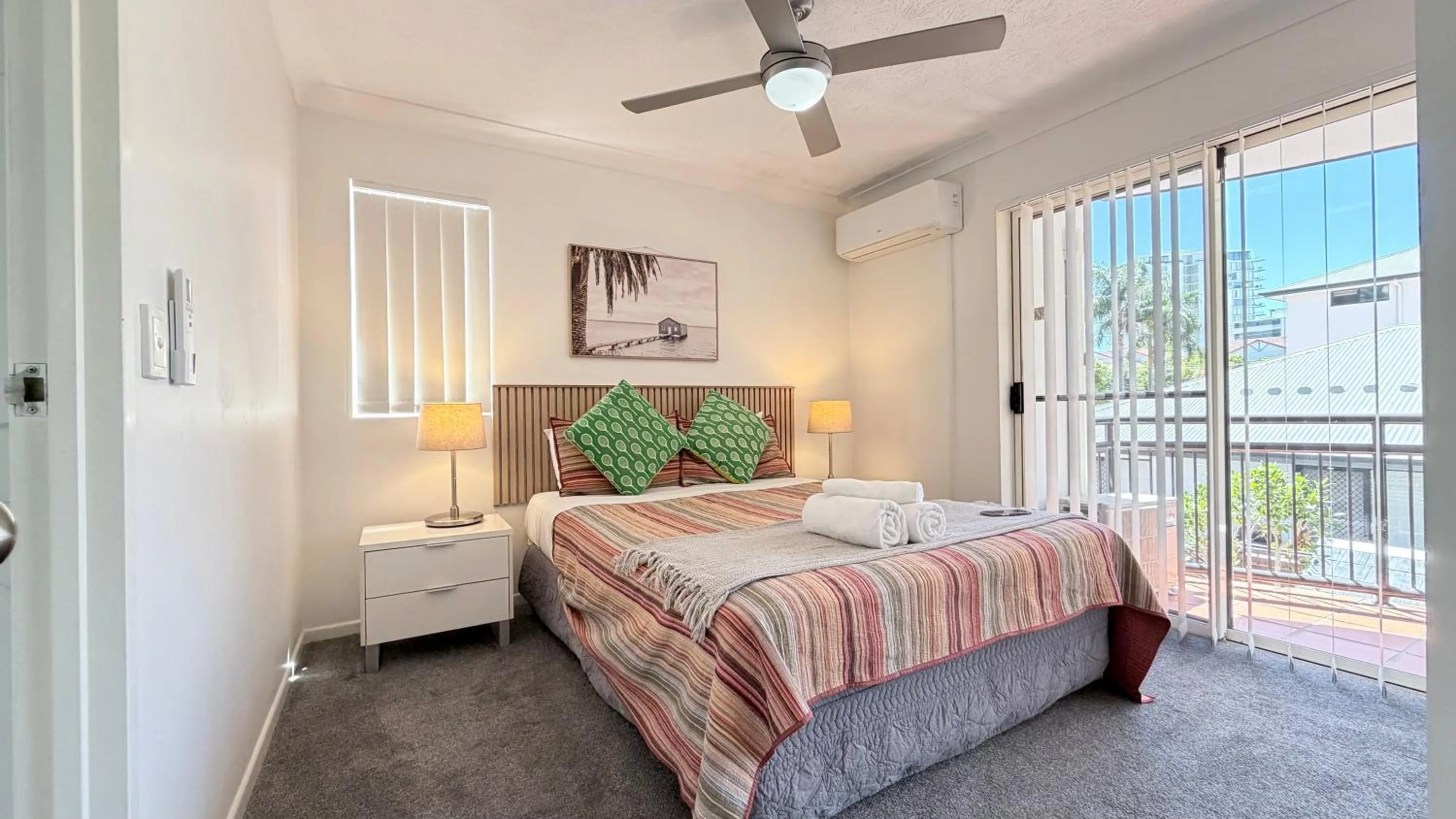 Bedroom, Bed in Santana Resort Surfers Paradise