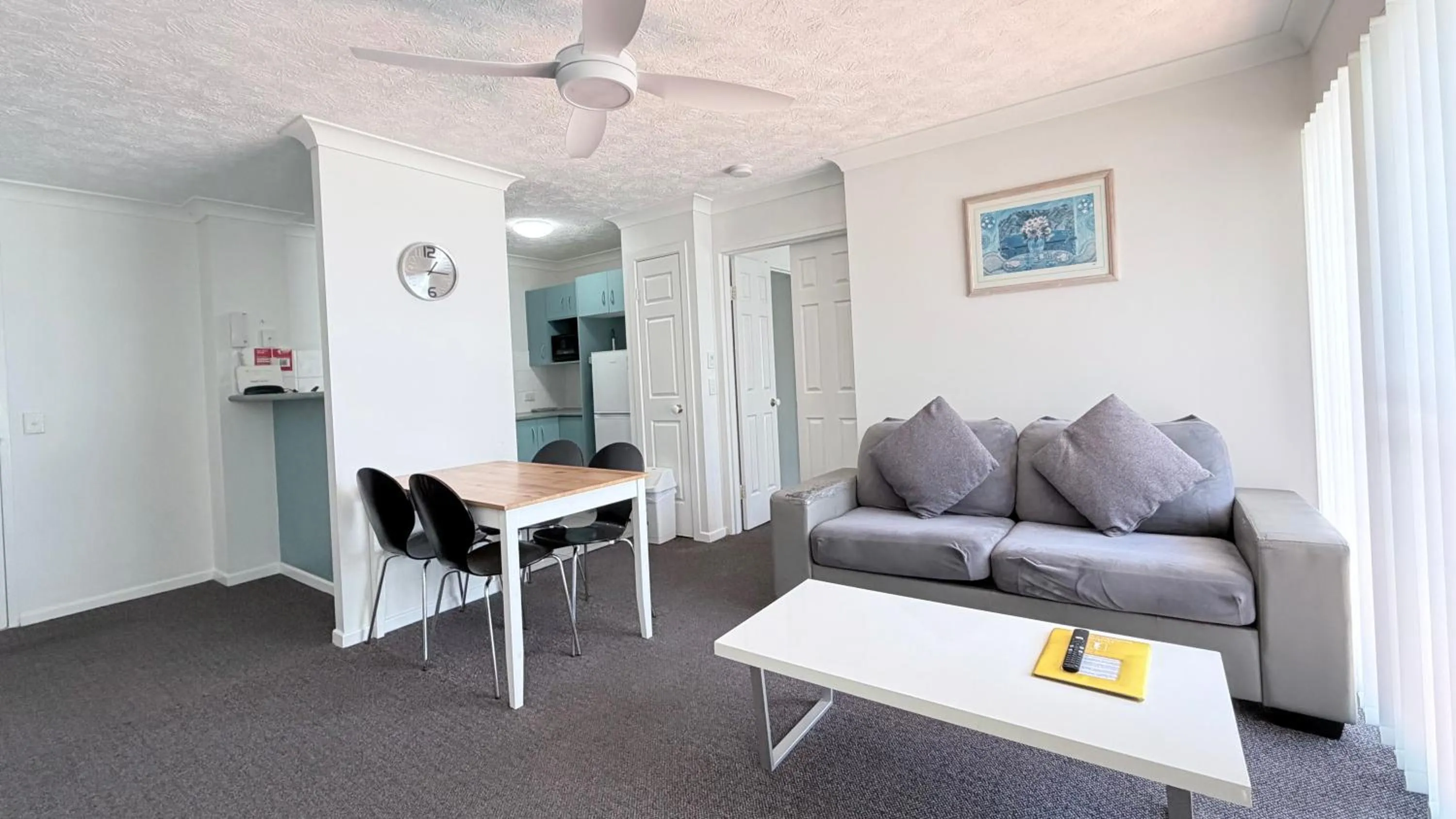 Living room in Santana Resort Surfers Paradise