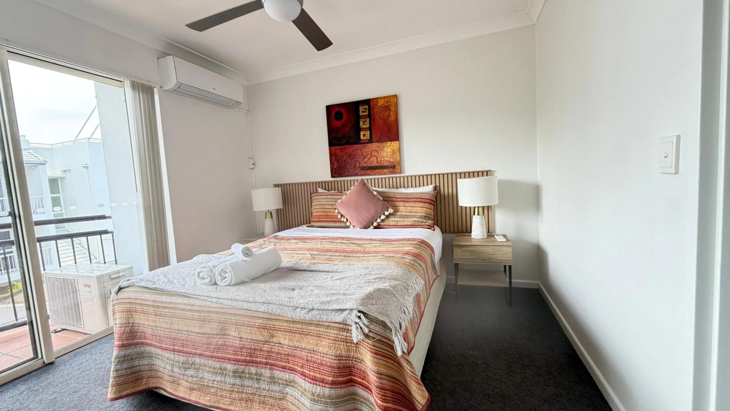 Bedroom, Bed in Santana Resort Surfers Paradise