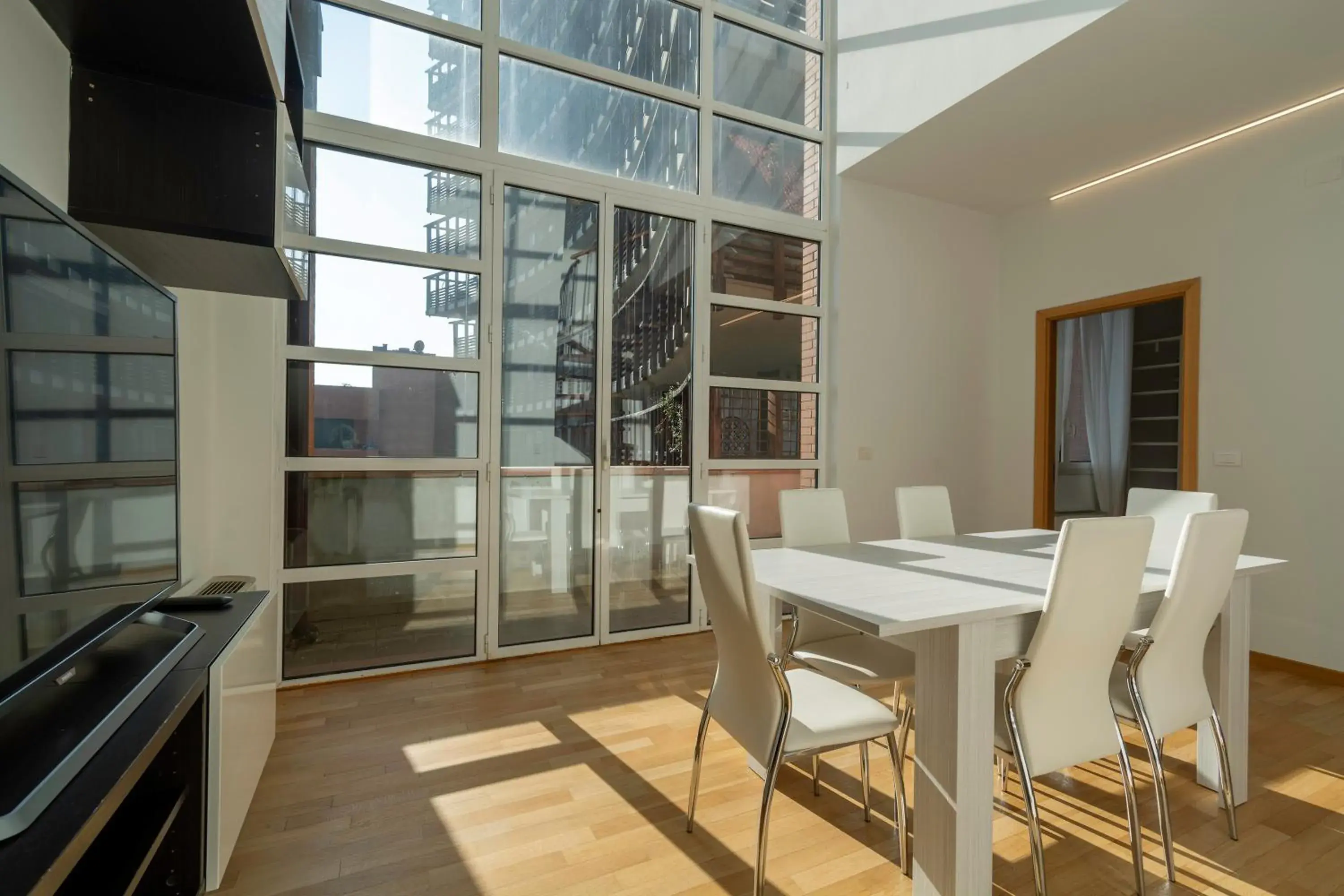 Penthouse Apartment in 4 Star Family & Friends Apt - Self Check-in Penthouse Apartment in 4 Star Family & Friends Apt - Self Check-in