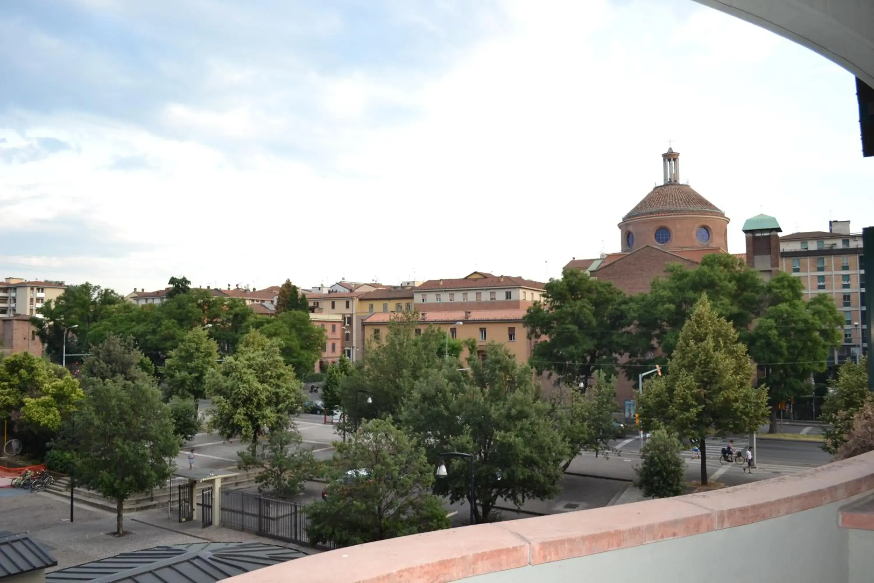 Two-Bedroom Apartment in 4 Star Family & Friends Apt - Self Check-in Two-Bedroom Apartment in 4 Star Family & Friends Apt - Self Check-in