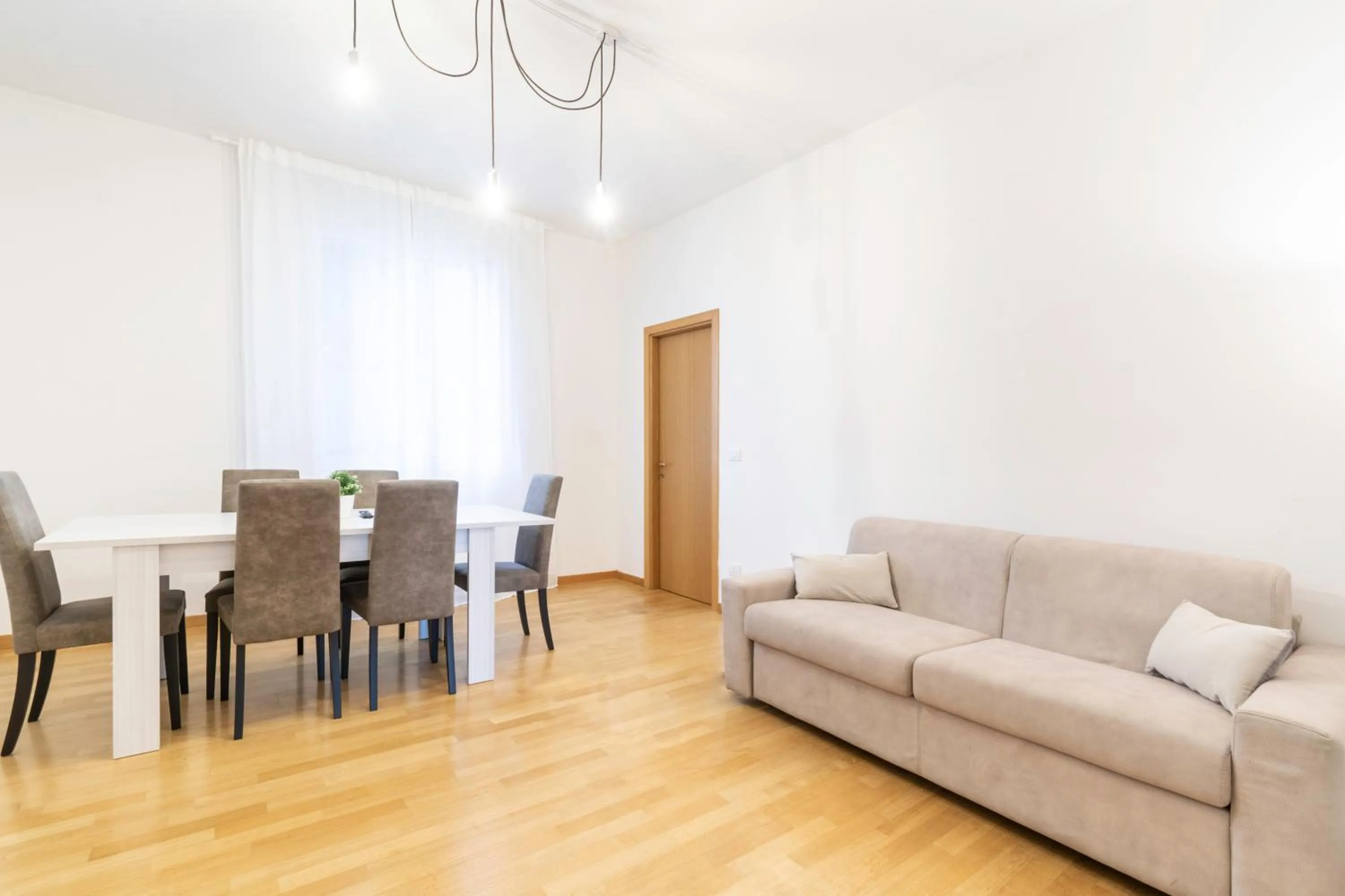 Living room in 4 Star Family & Friends Apt - Self Check-in