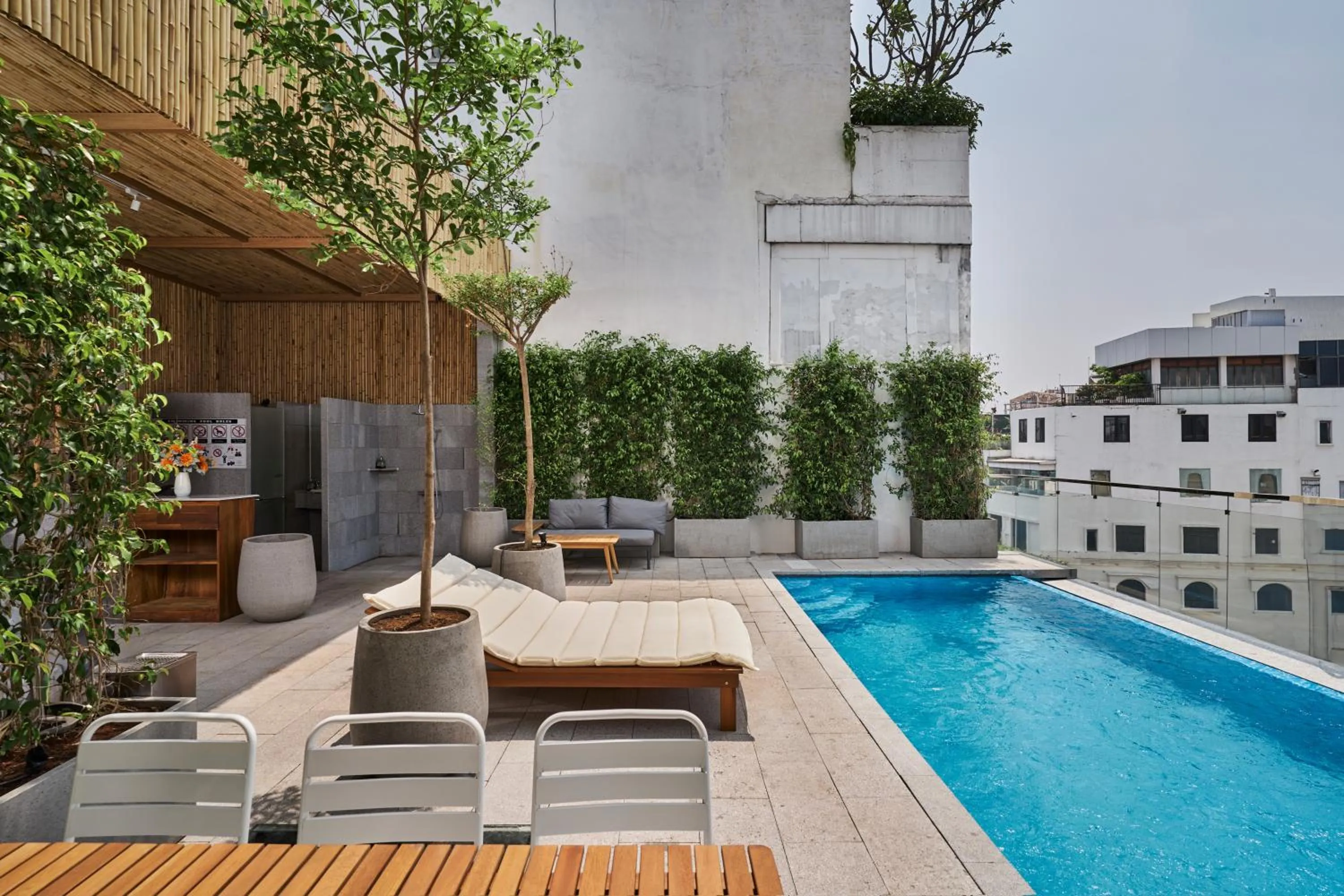 Swimming pool in Sky Gem Hotel - Ben Thanh