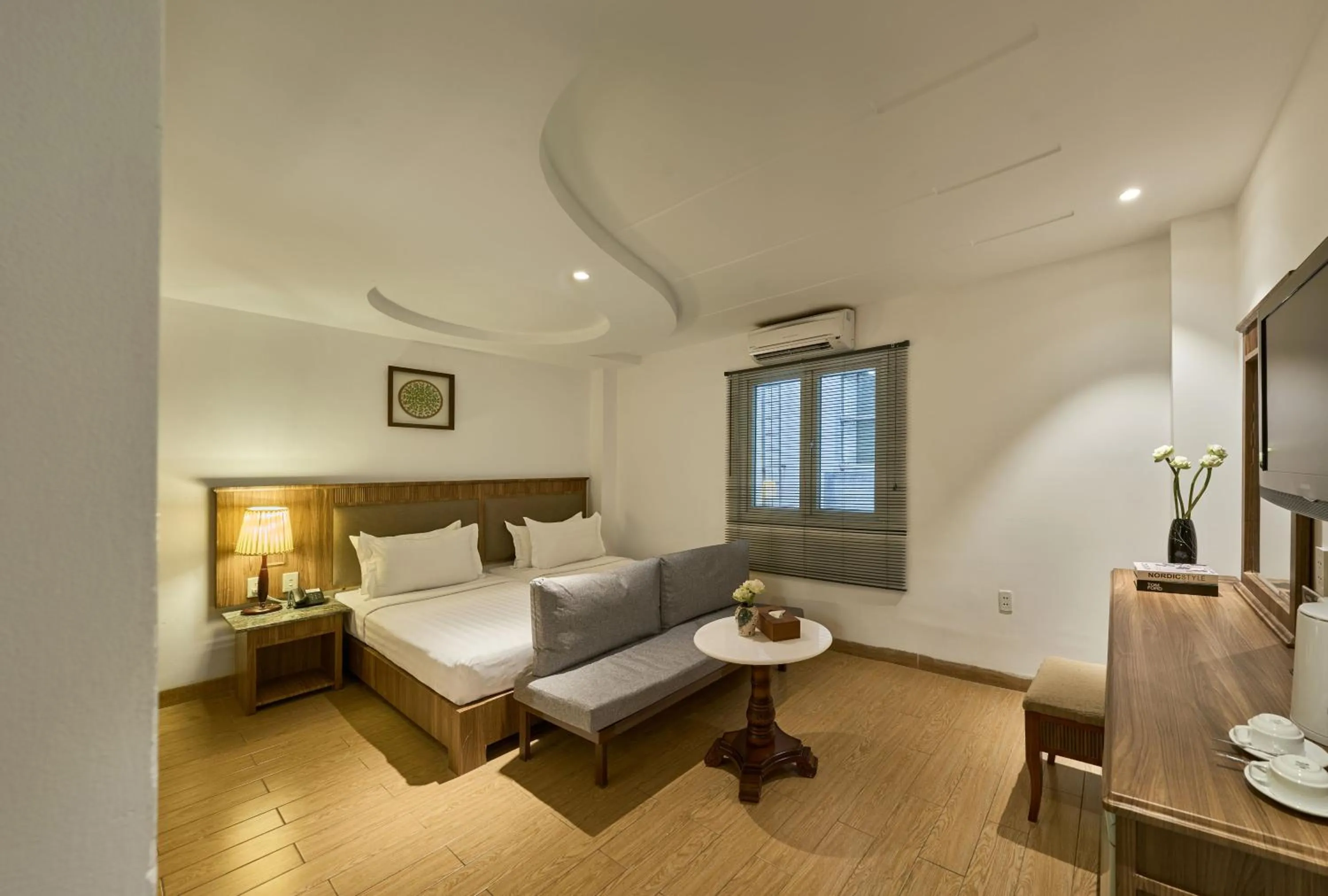 Bed in Sky Gem Hotel - Ben Thanh