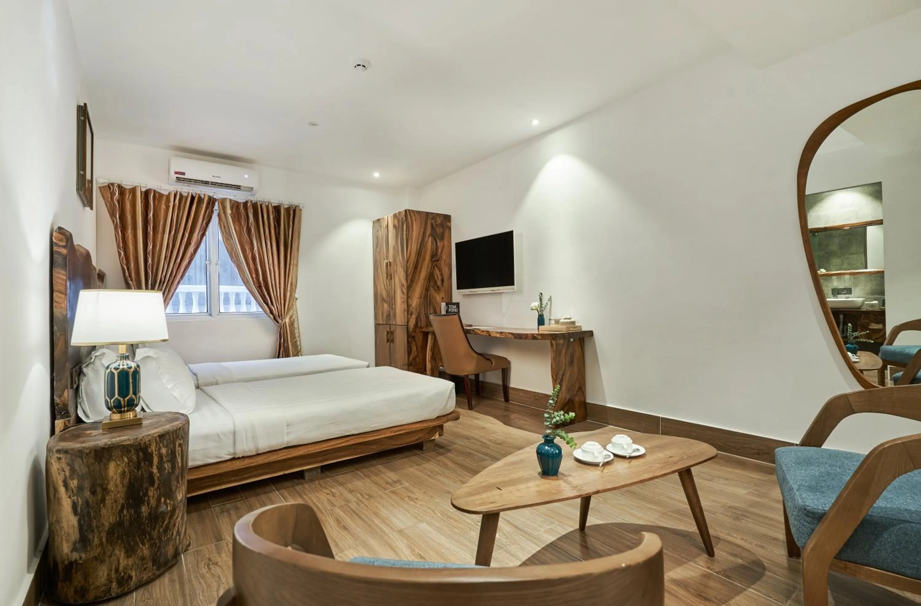 Bed in Sky Gem Hotel - Ben Thanh