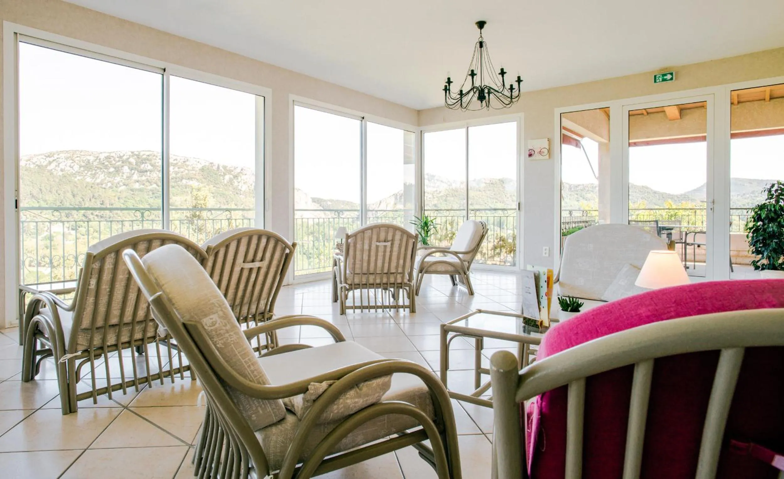 Logis Hotel Restaurant La Porte des Cévennes