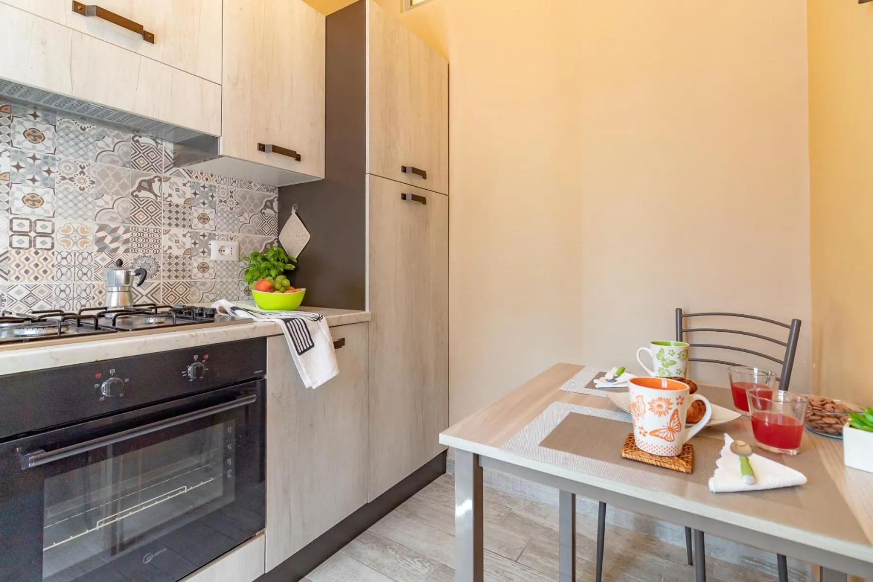 Kitchen or kitchenette in La Casa Rosa