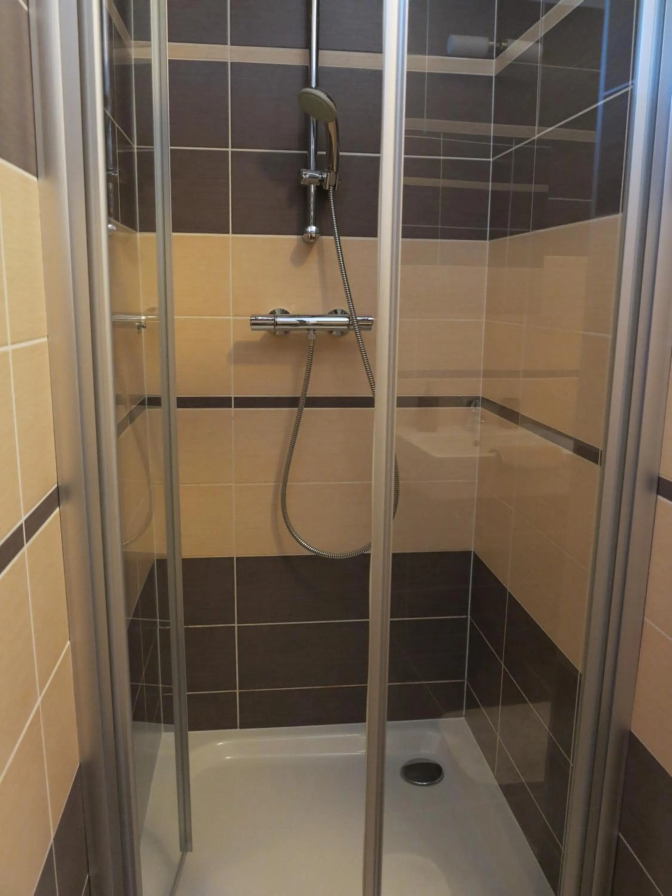 Shower in Apartman Razula