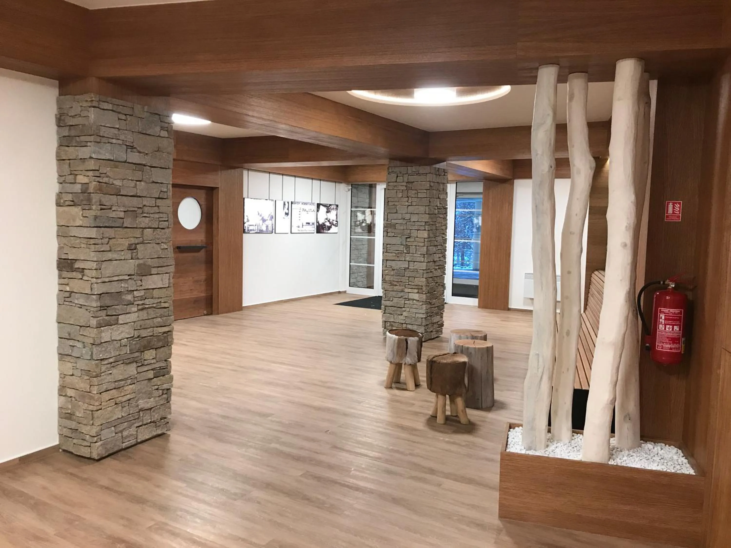 Property building in Apartman Razula