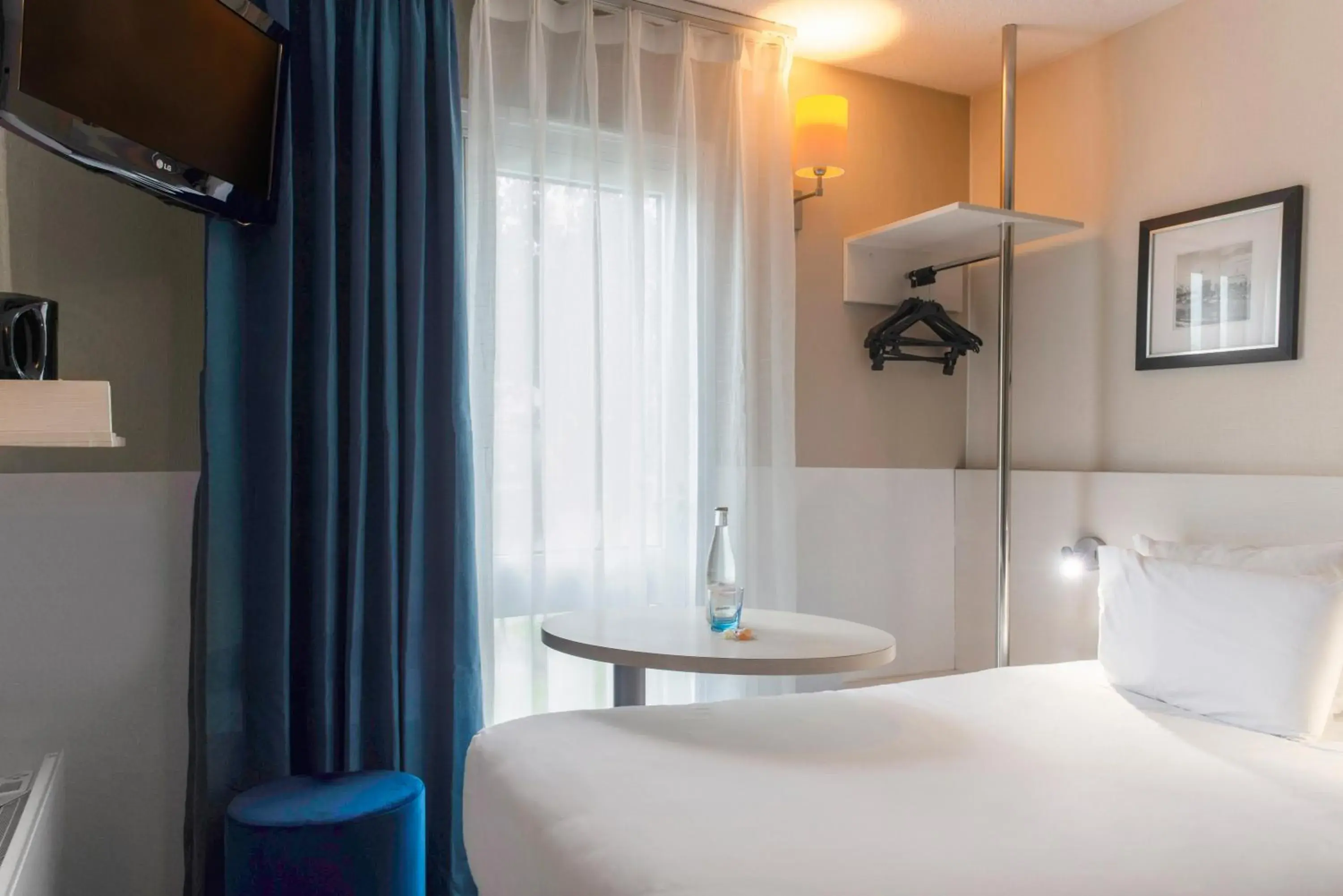 Single Room in Hôtel Kyriad Dieppe Single Room in Hôtel Kyriad Dieppe