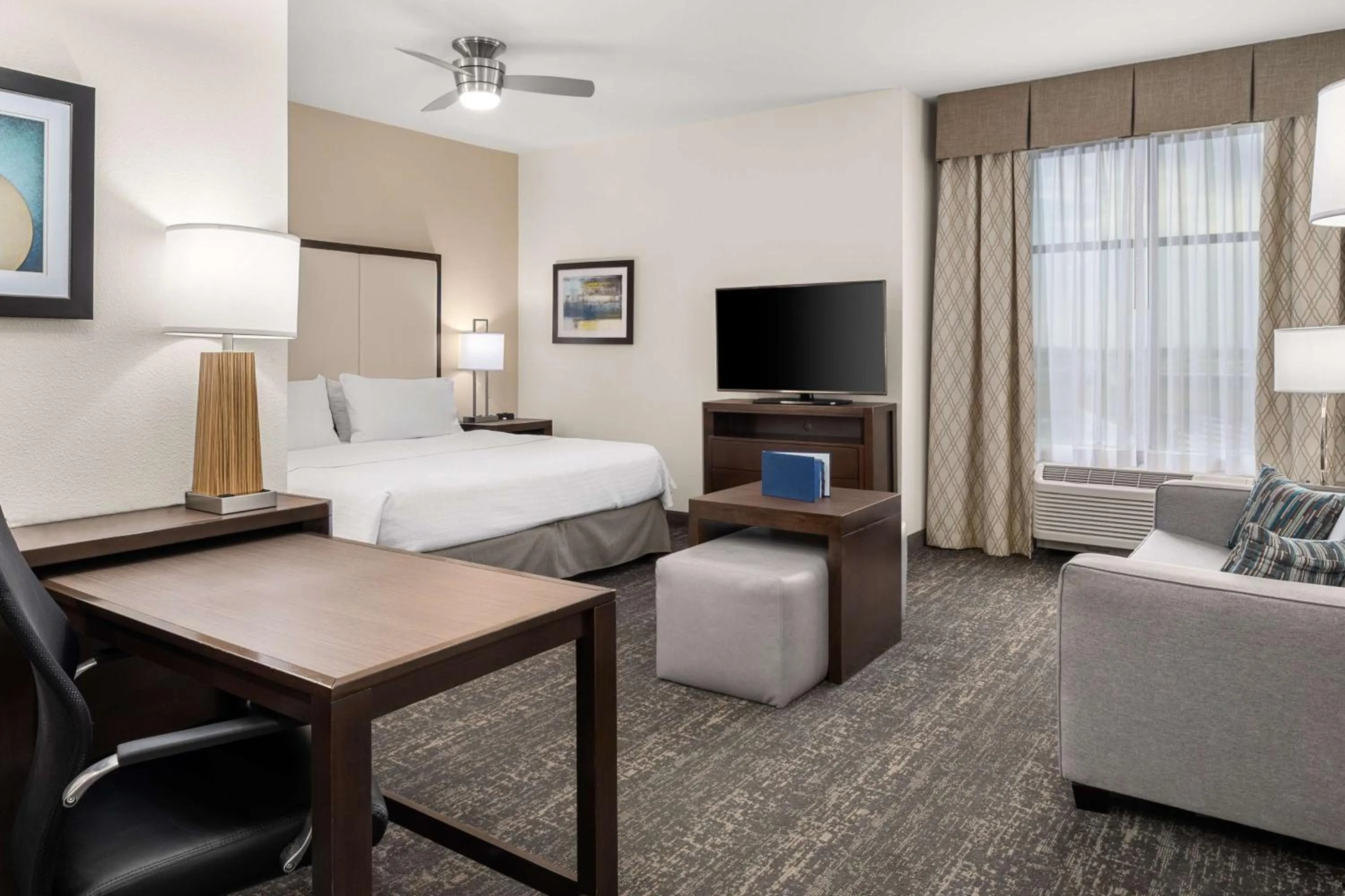 Bedroom, Bed in Homewood Suites By Hilton San Marcos
