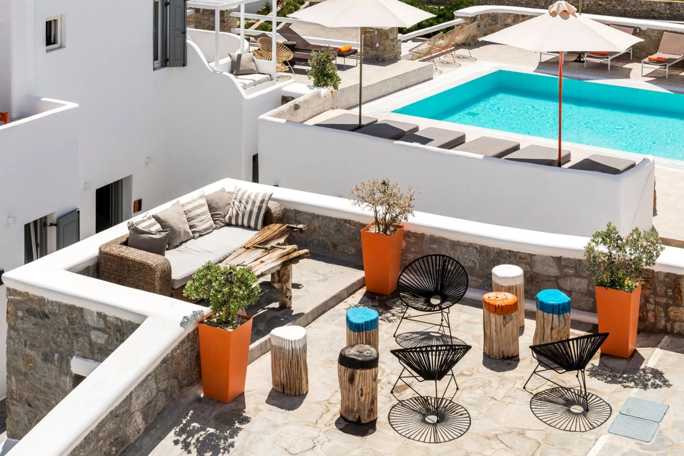 Swimming pool in Artemoula's Studios