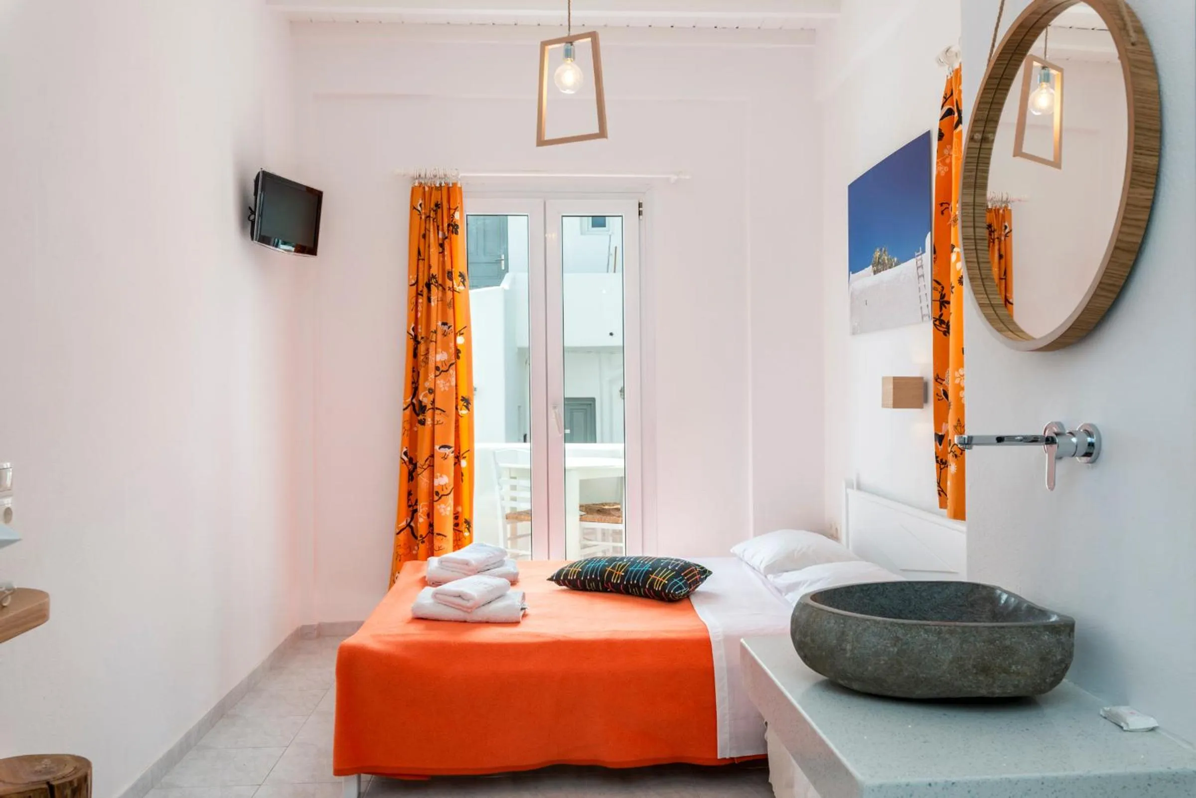 Photo of the whole room, Bed in Artemoula's Studios