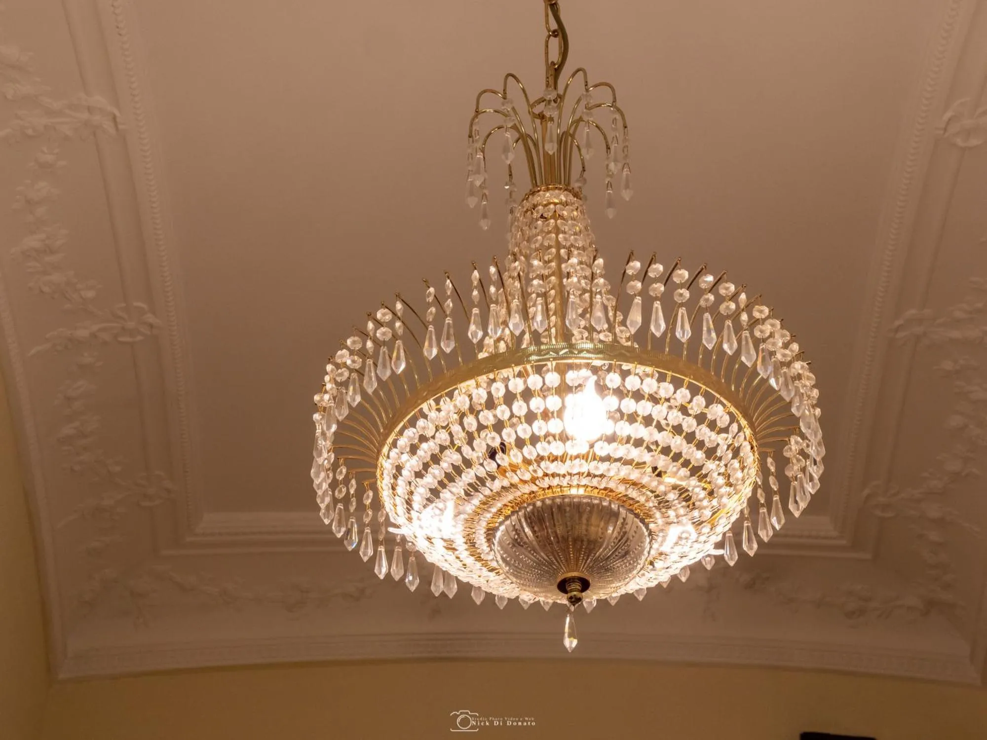 Decorative detail in Caroline Suite