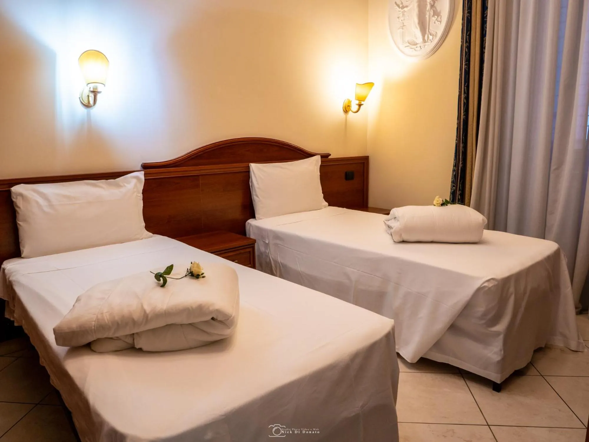 Bed in Caroline Suite