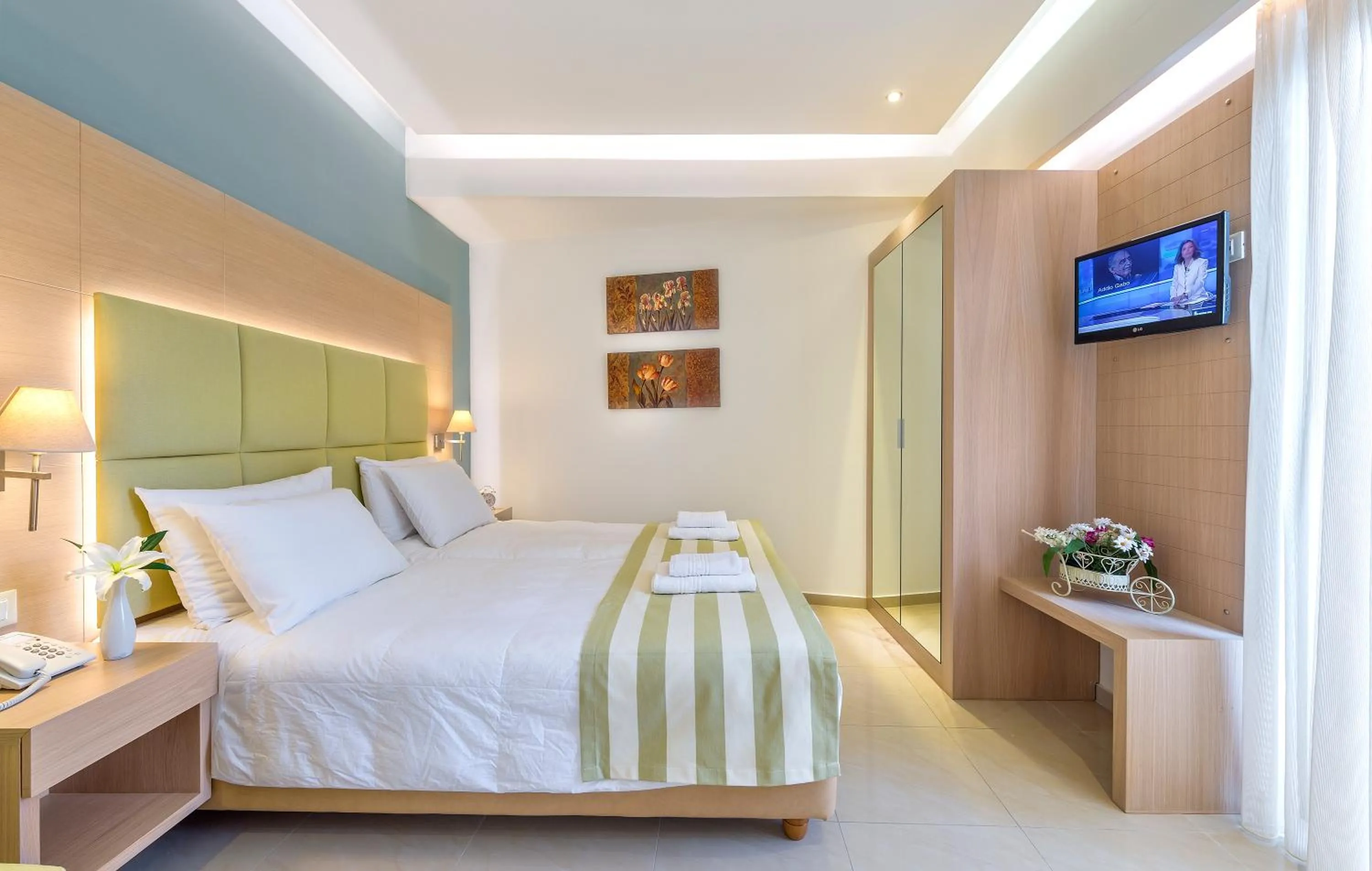 Bed in Leonidas Hotel & Apartments