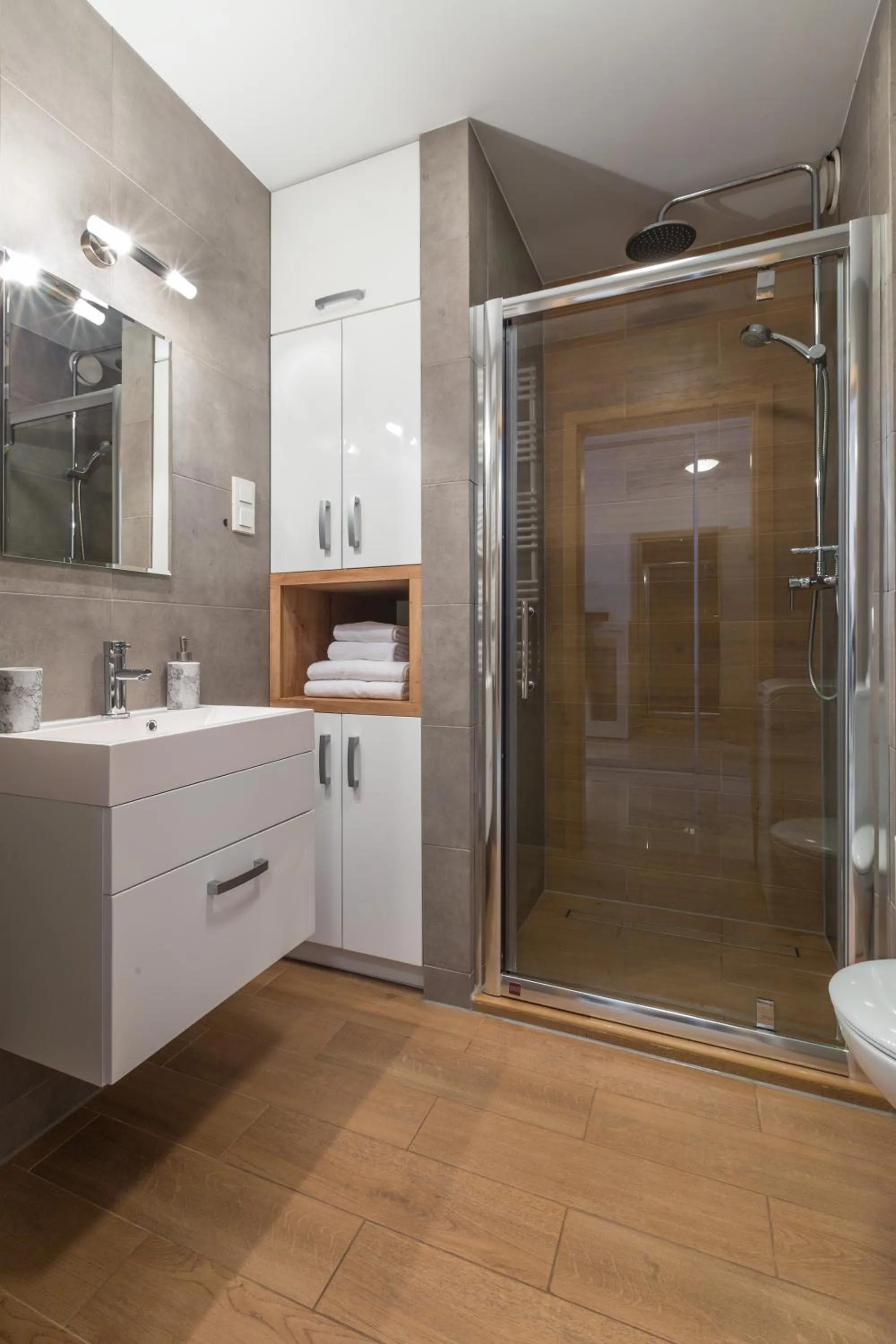 Bathroom in Friendhouse Apartments Vistula&Wawel