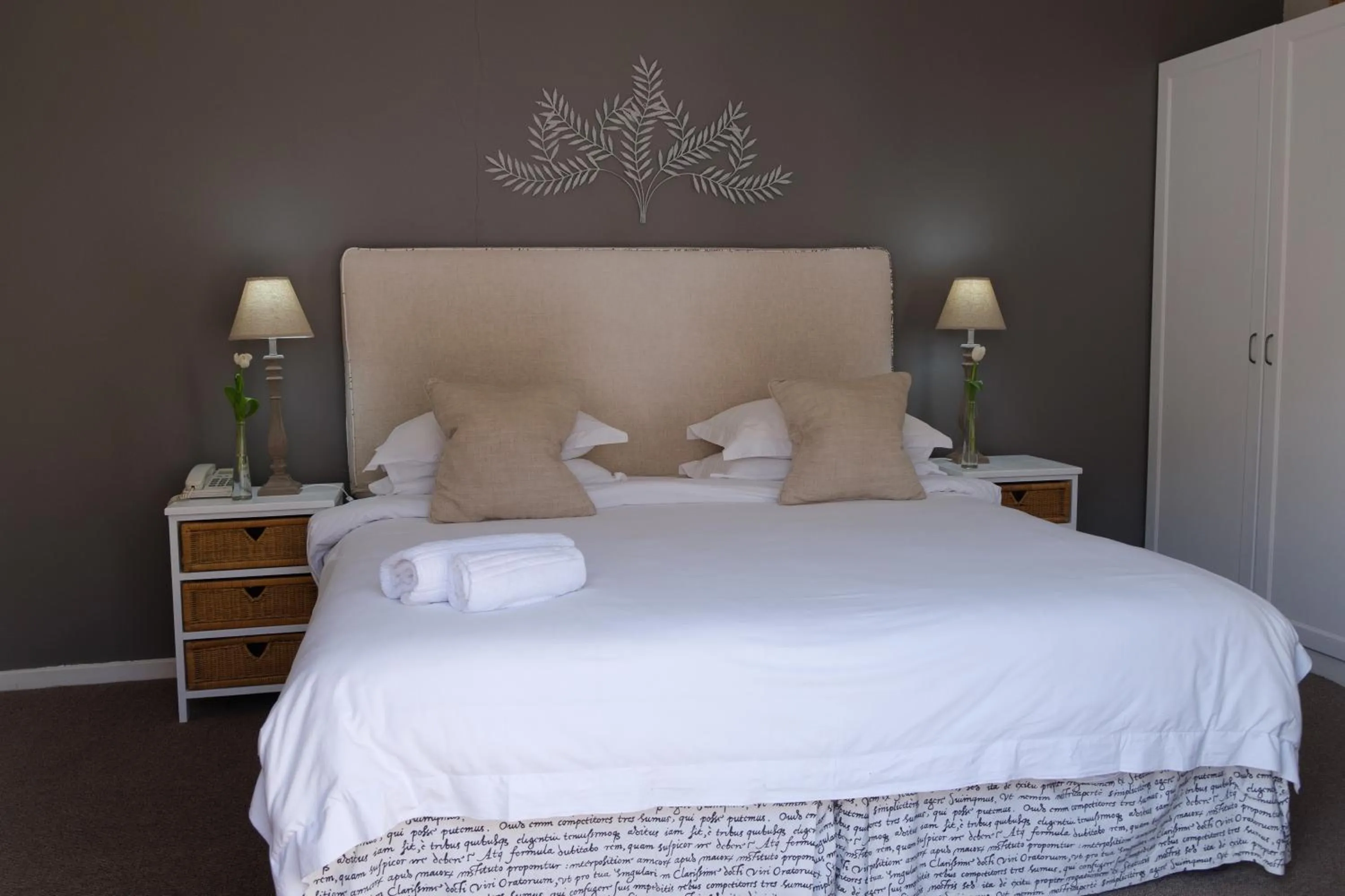 Bed in Constantia White Lodge Guest House