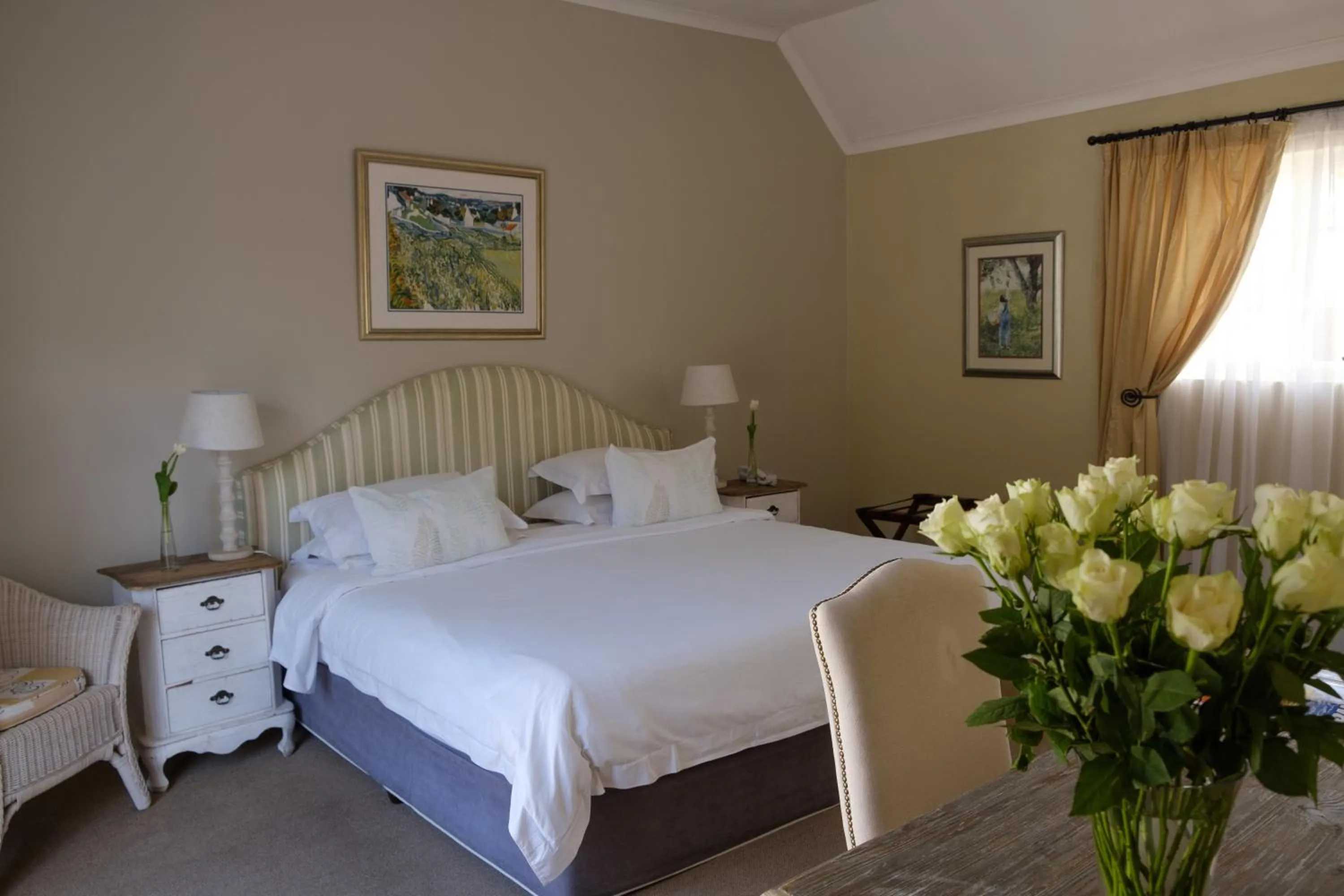 Bed in Constantia White Lodge Guest House