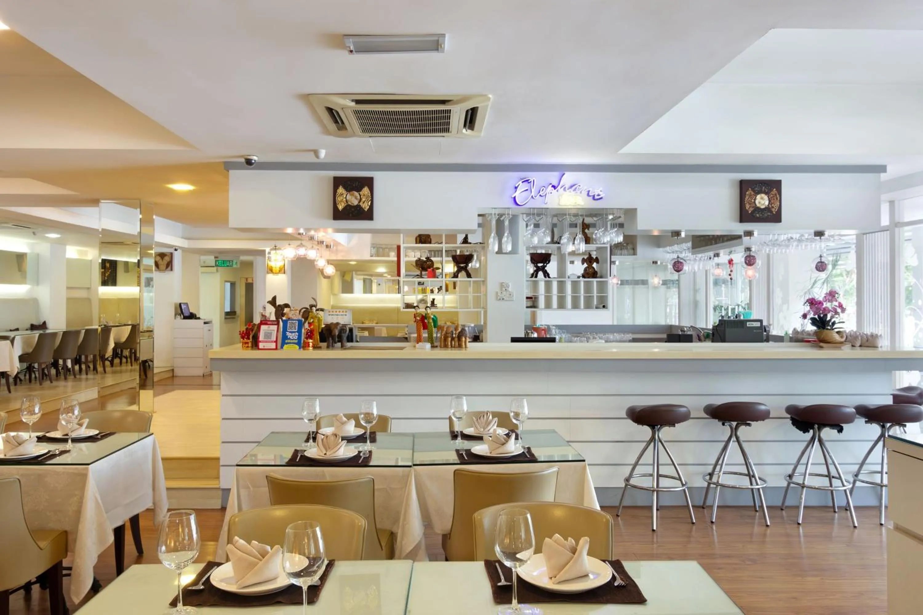 Restaurant/places to eat in Kings Hotel Melaka