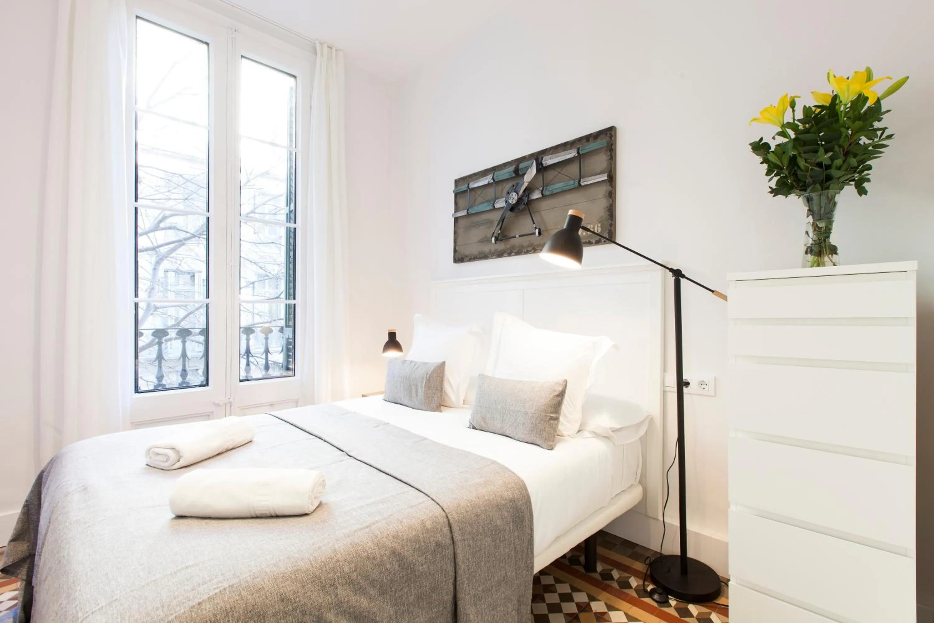 Bed in Aspasios Urquinaona Apartments