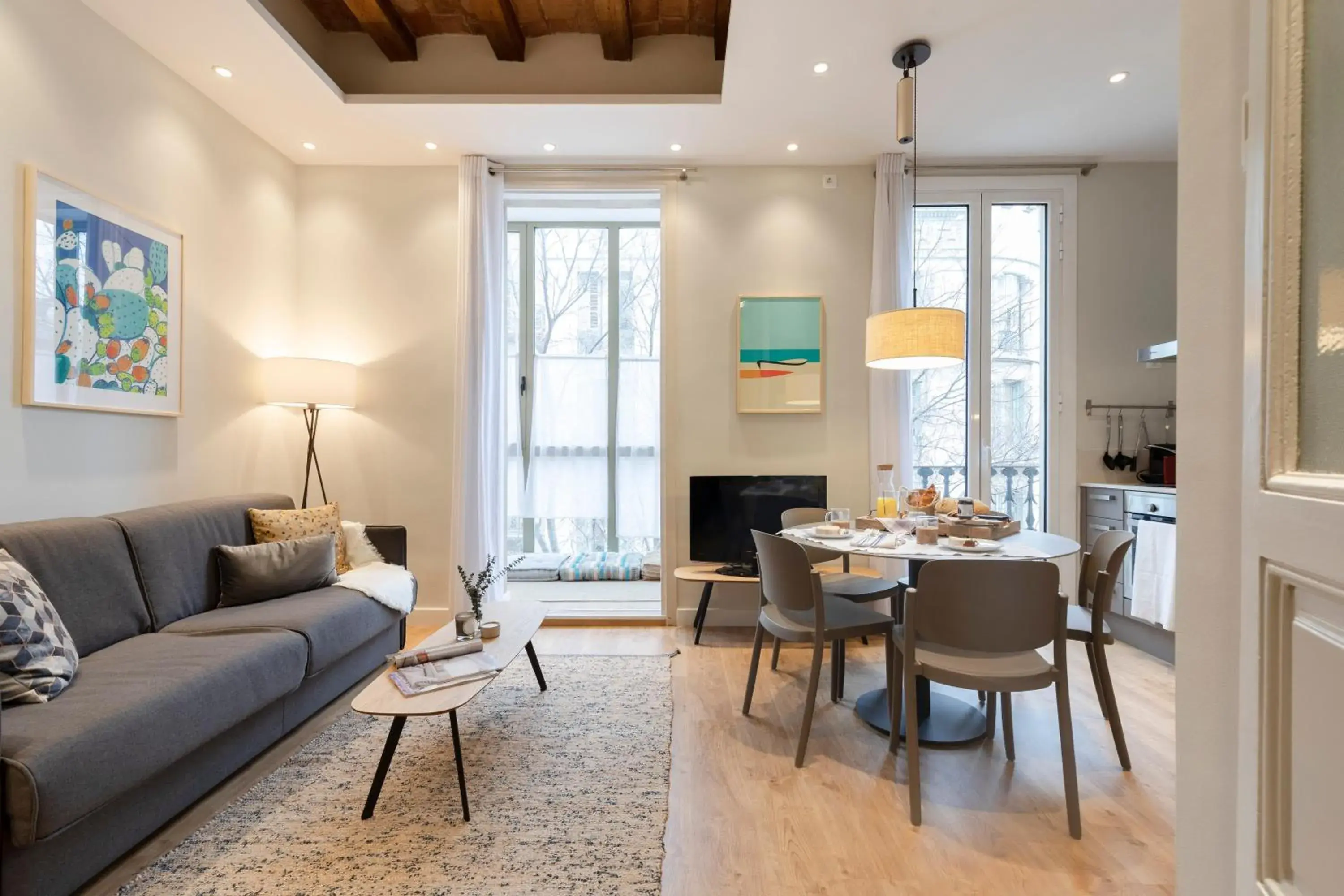 Aspasios Urquinaona Apartments Aspasios Urquinaona Apartments